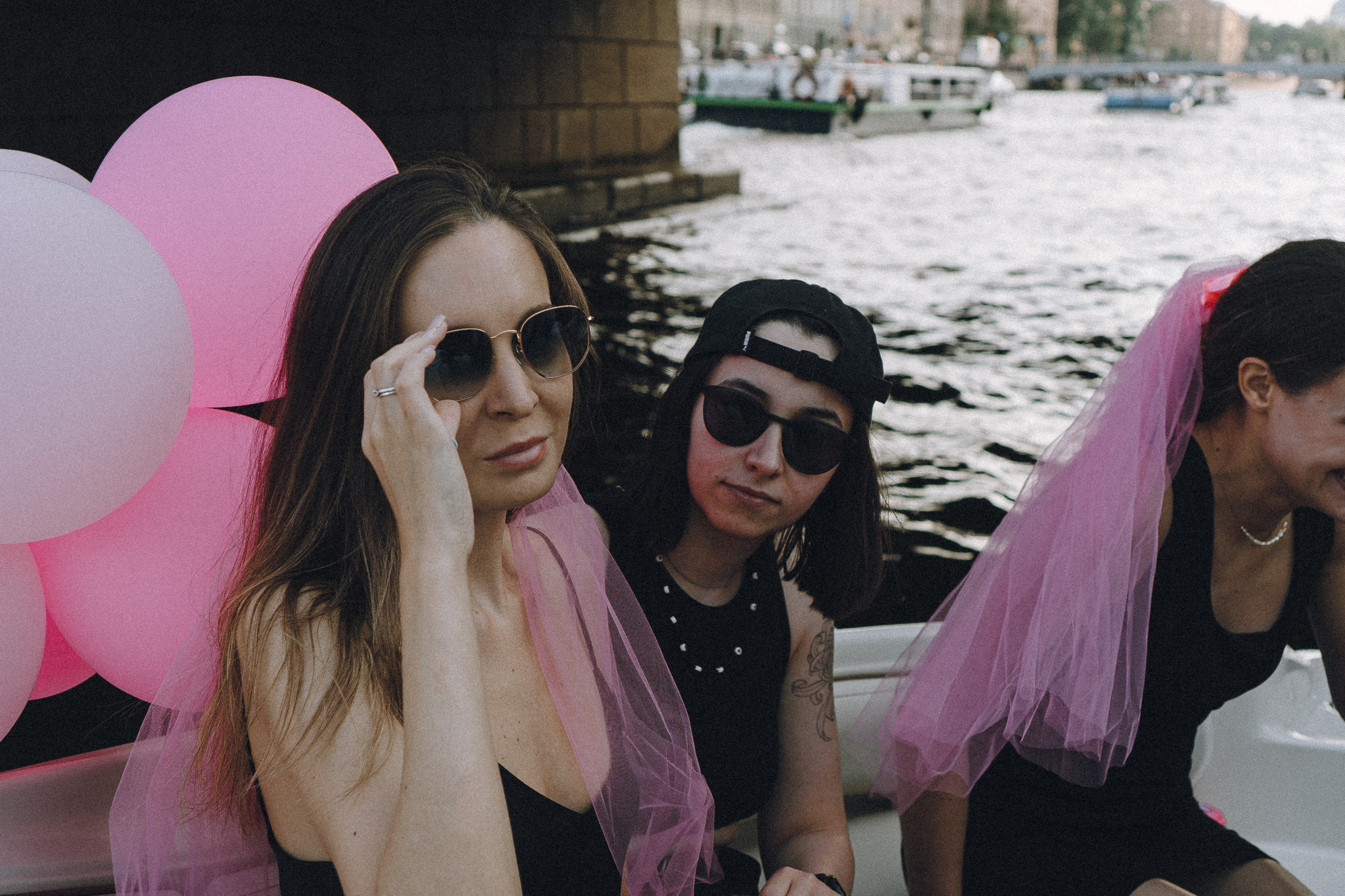 ДЕВИЧНИК НА КАТЕРЕ. Профессиональный фотограф, Санкт-Петербург — Виктория Богомолова