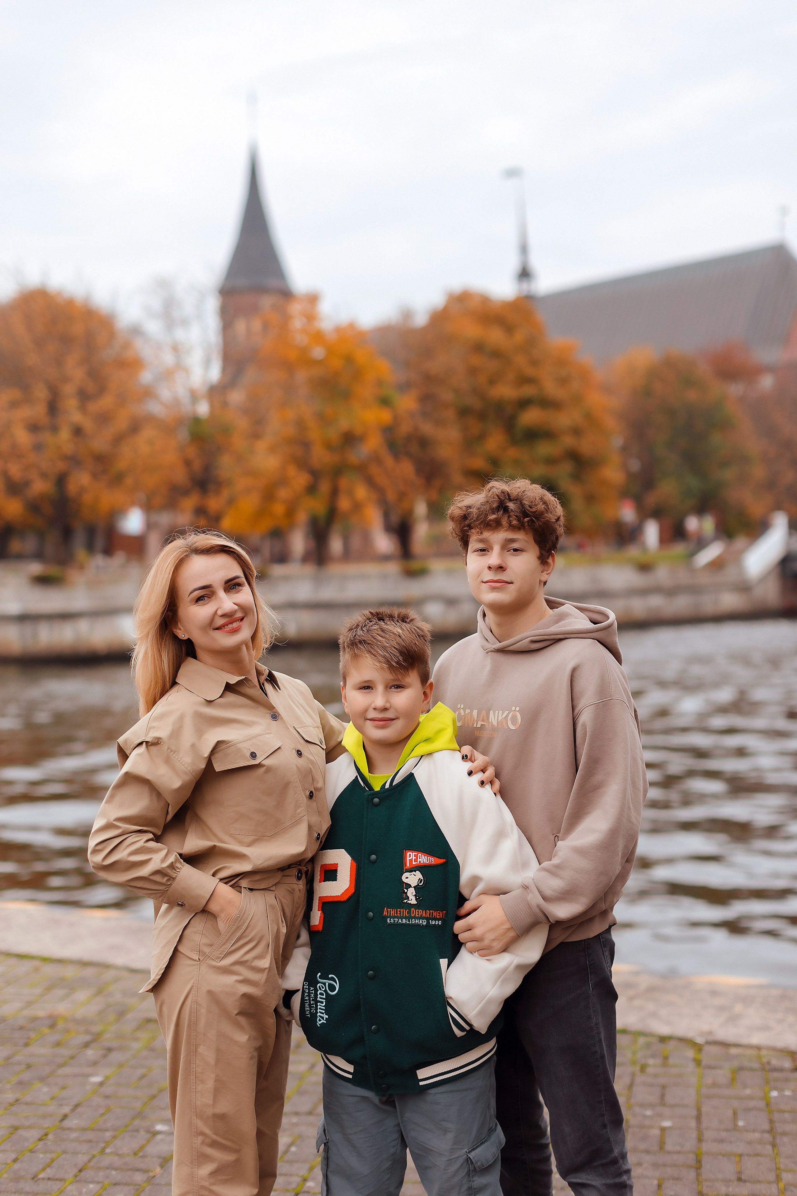 Семейная, золотая осень. Фотограф в Калининграде свадебная фотография, репортажная, фотосессии