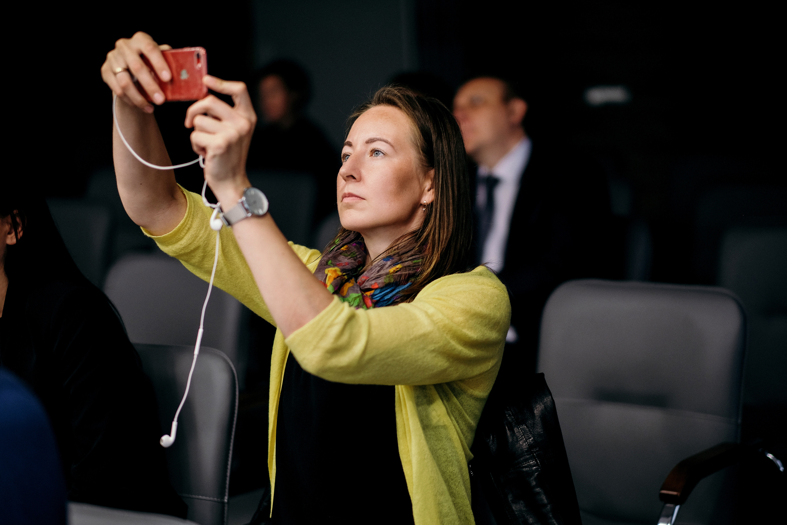 Репортражный фотограф конференций, бизнес-мероприятий, официальных открытий в Краснодаре, Архангельске Денис Ожигин . Фотосъемка официальных мероприятий. 