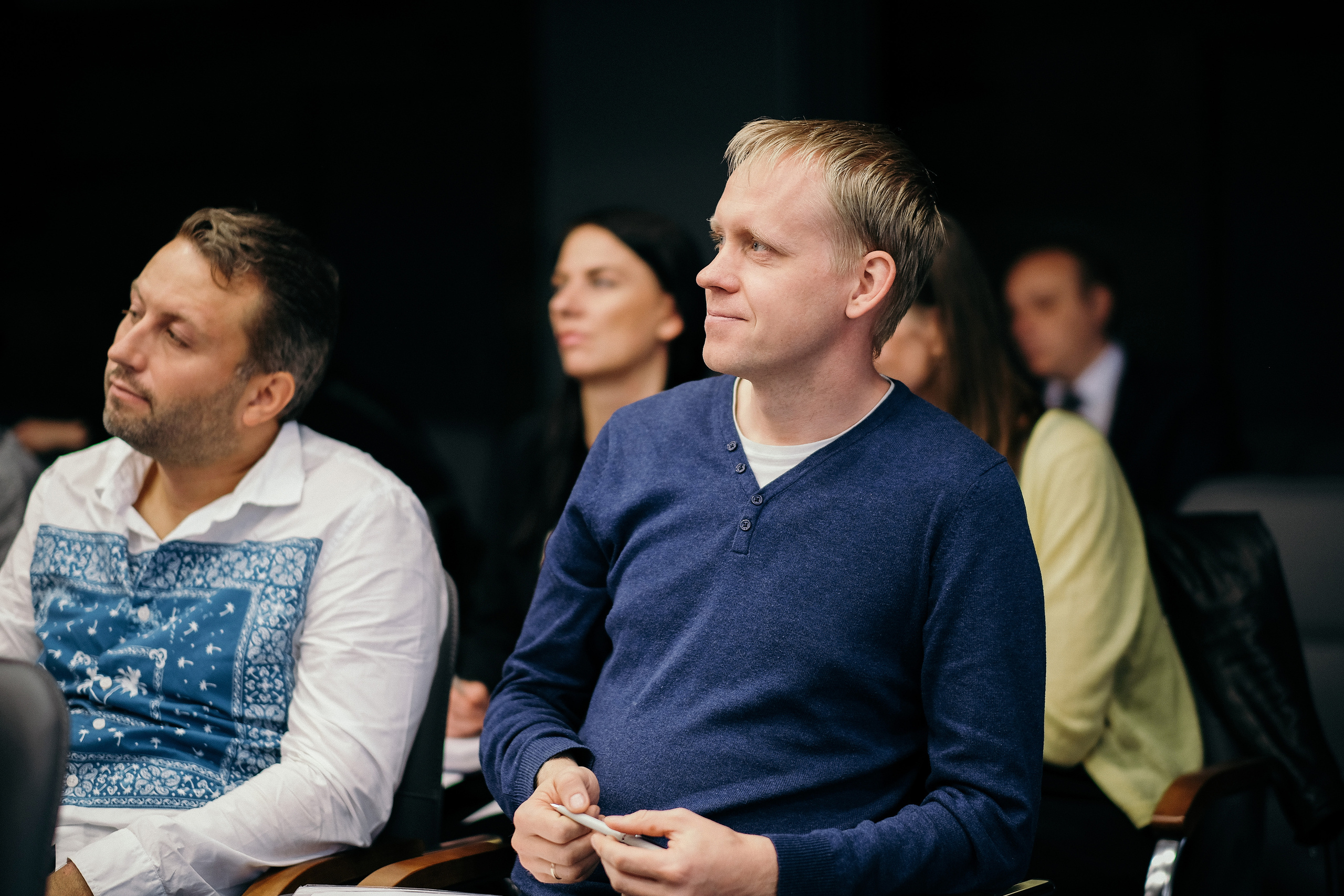 Репортражный фотограф конференций, бизнес-мероприятий, официальных открытий в Краснодаре, Архангельске Денис Ожигин . Фотосъемка официальных мероприятий. 