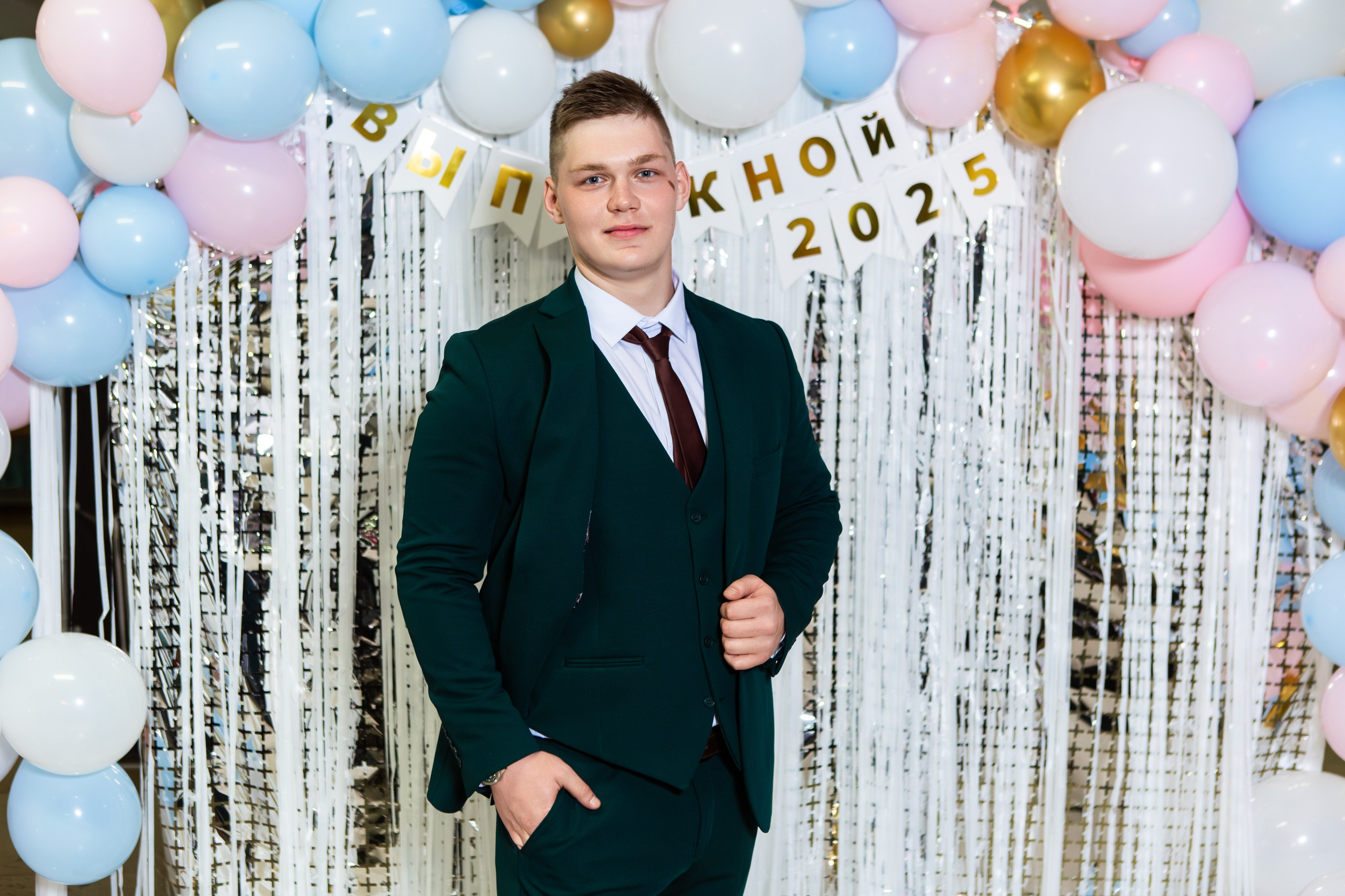 ФОТОСЕССИЯ С РОДИТЕЛЯМИ ВЫПУСКНОЙ 2025 9 ШКОЛА Г.МЦЕНСК. Профессиональный фотограф в Мценске и Орловской области