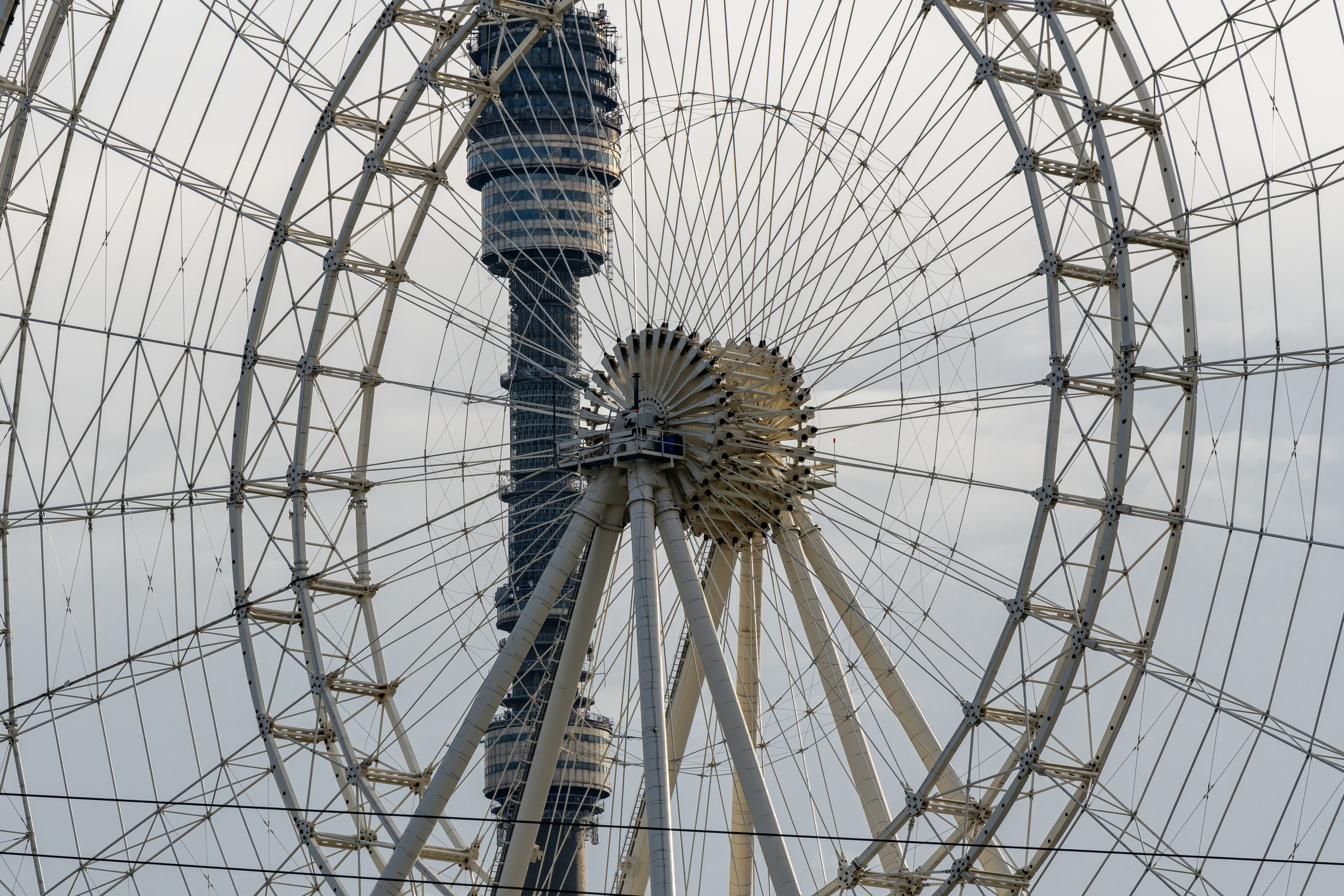 Колесо обозрения на ВДНХ и Останкинская башня