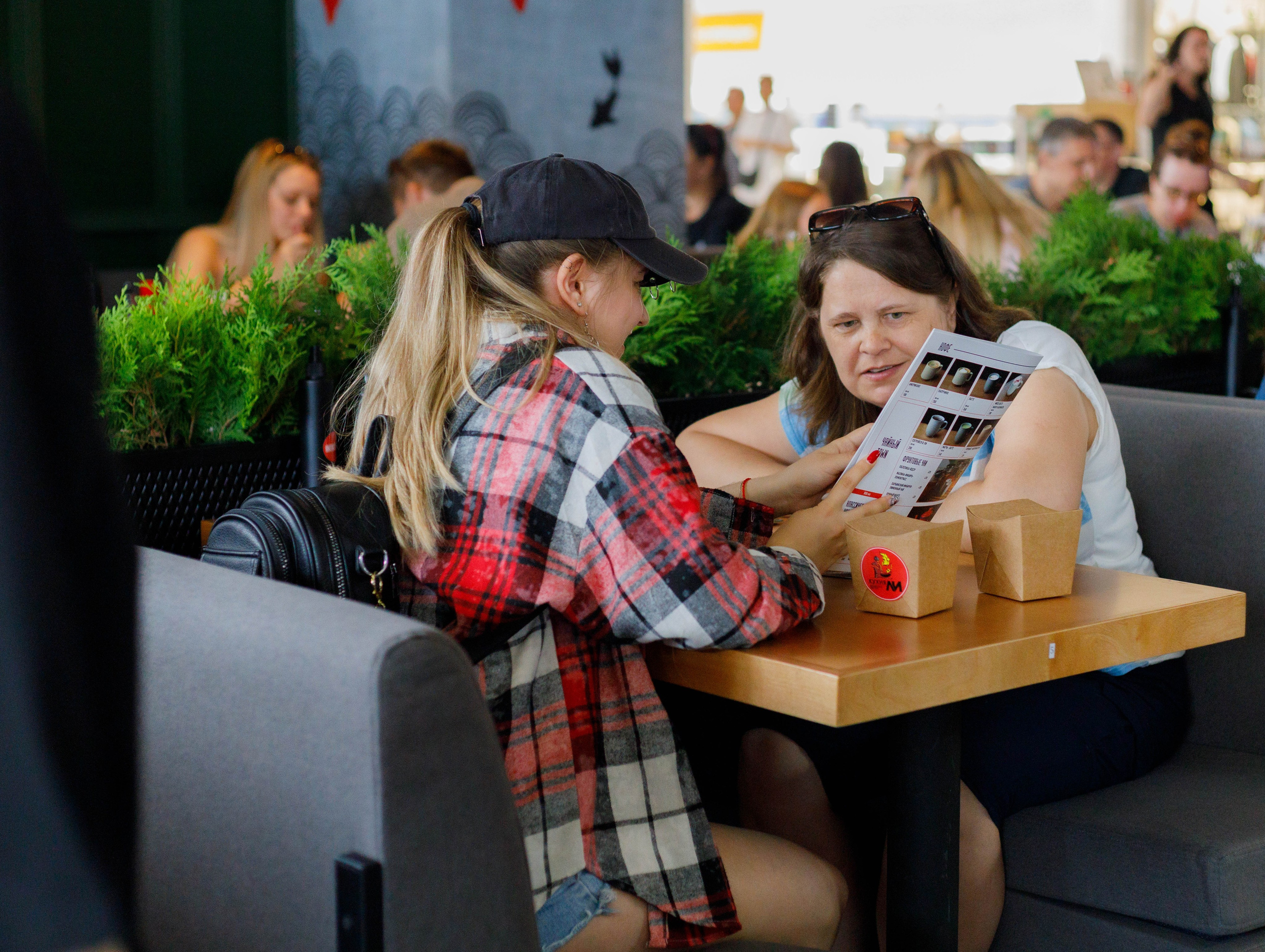 Кухня Ли. Открытие. Репортажный фотограф в Новосибирске Алена Помазунова