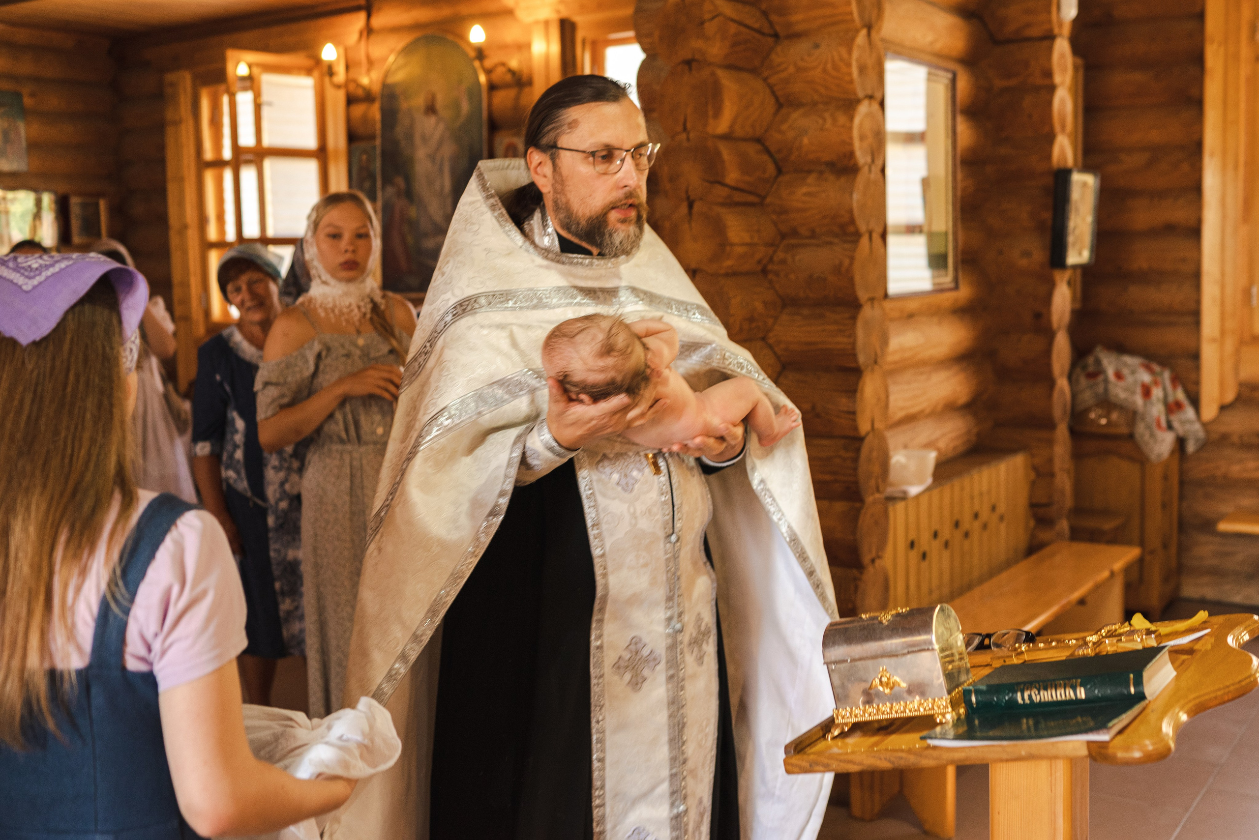 Фотосъемка крещения в Каменске-Шахтинском и Ростове. Фотограф в Каменске-Шахтинском Ольга Сагал