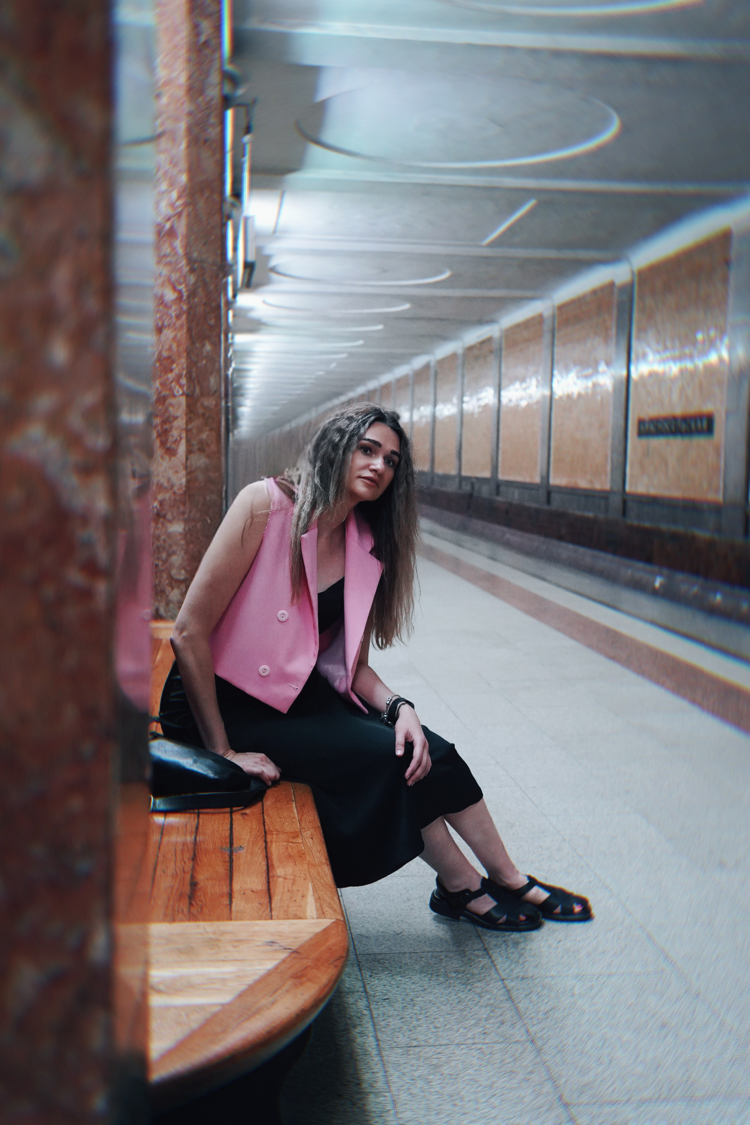 Анна в Московском метро. Событийный фотограф Анна Курникова