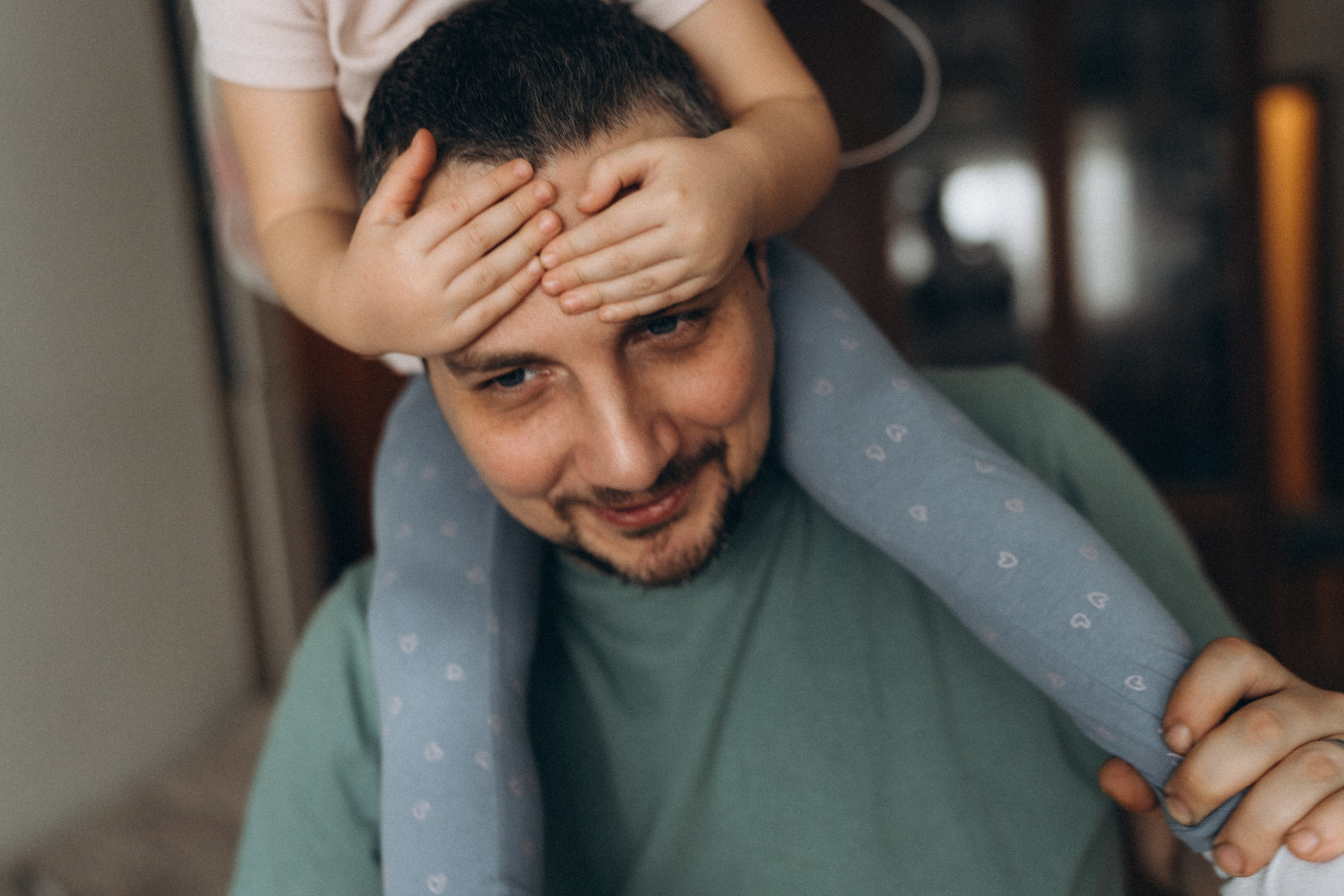 Уютная домашняя фотосессия Любы Димы Веры и Алины. Детский, семейный и ньюборн фотограф в Москве Юлия Шуарт