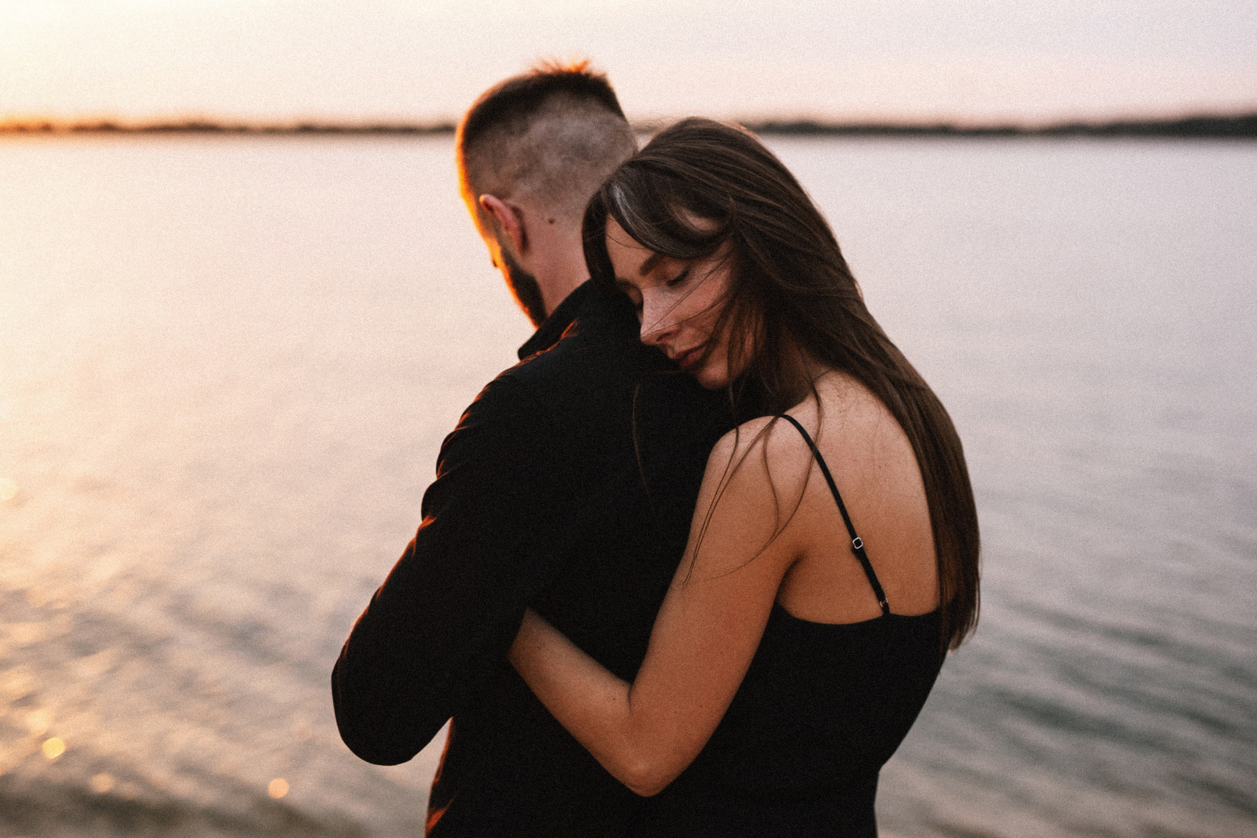 Аморе аморе