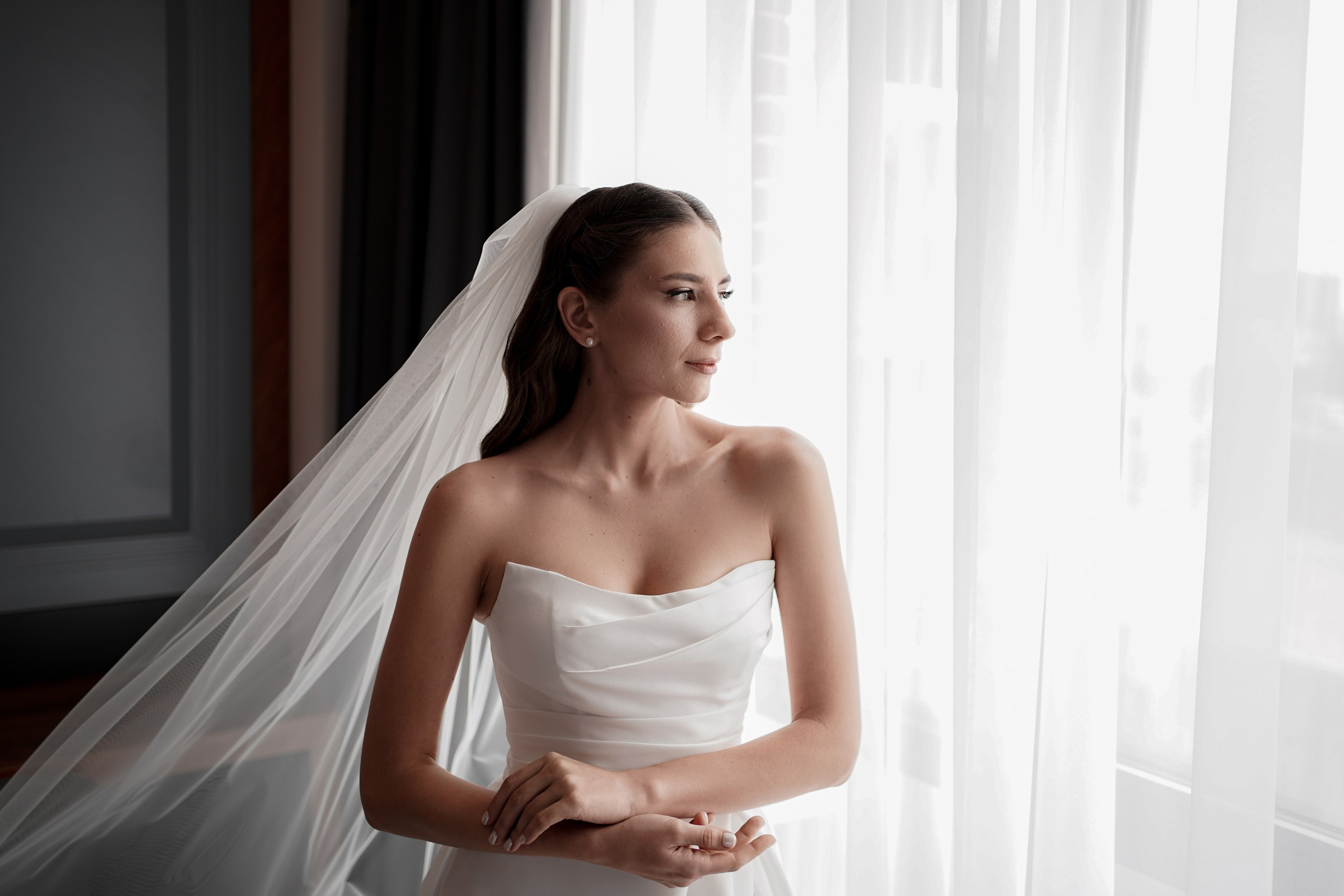 Виктория и Тарон в отеле Арка. Свадебный фотограф Ростов-на-Дону. Свадебный фотограф в Ростове-на-Дону. Таинство Крещения и Венчания, семейные фотосессии. Алёна Чёботова