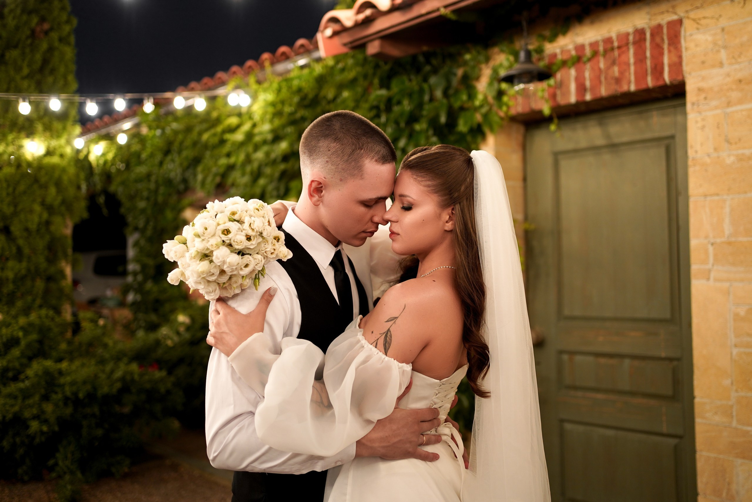 Усадьба Пестряковых. Свадебный фотограф в Ростове-на-Дону. Таинство Крещения и Венчания, семейные фотосессии. Алёна Чёботова