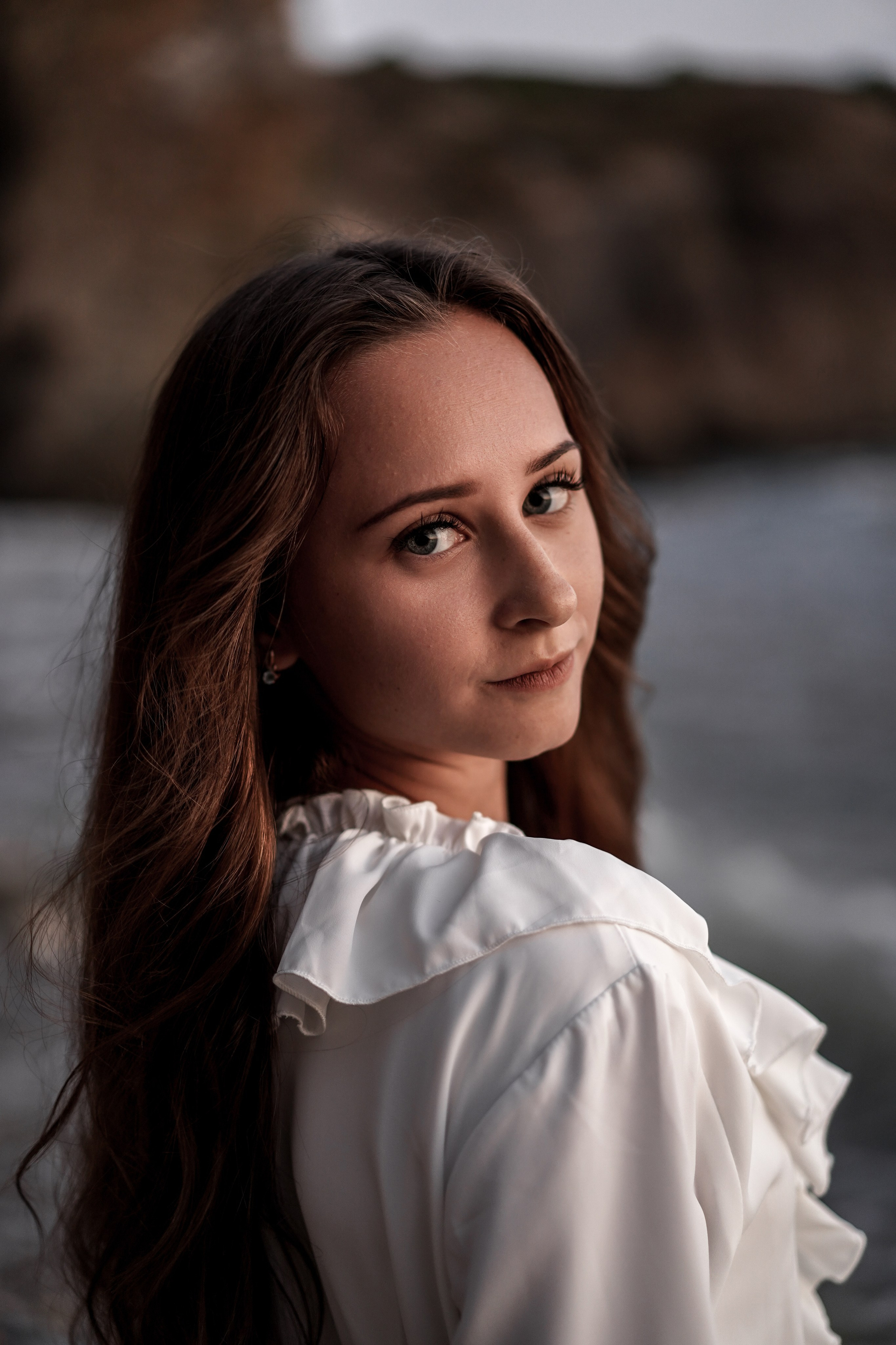 Матвей и Софья на фотосессии дикого пляжа Грот Дианы в Крыму. Свадебный фотограф в Ростове-на-Дону. Таинство Крещения и Венчания, семейные фотосессии. Алёна Чёботова