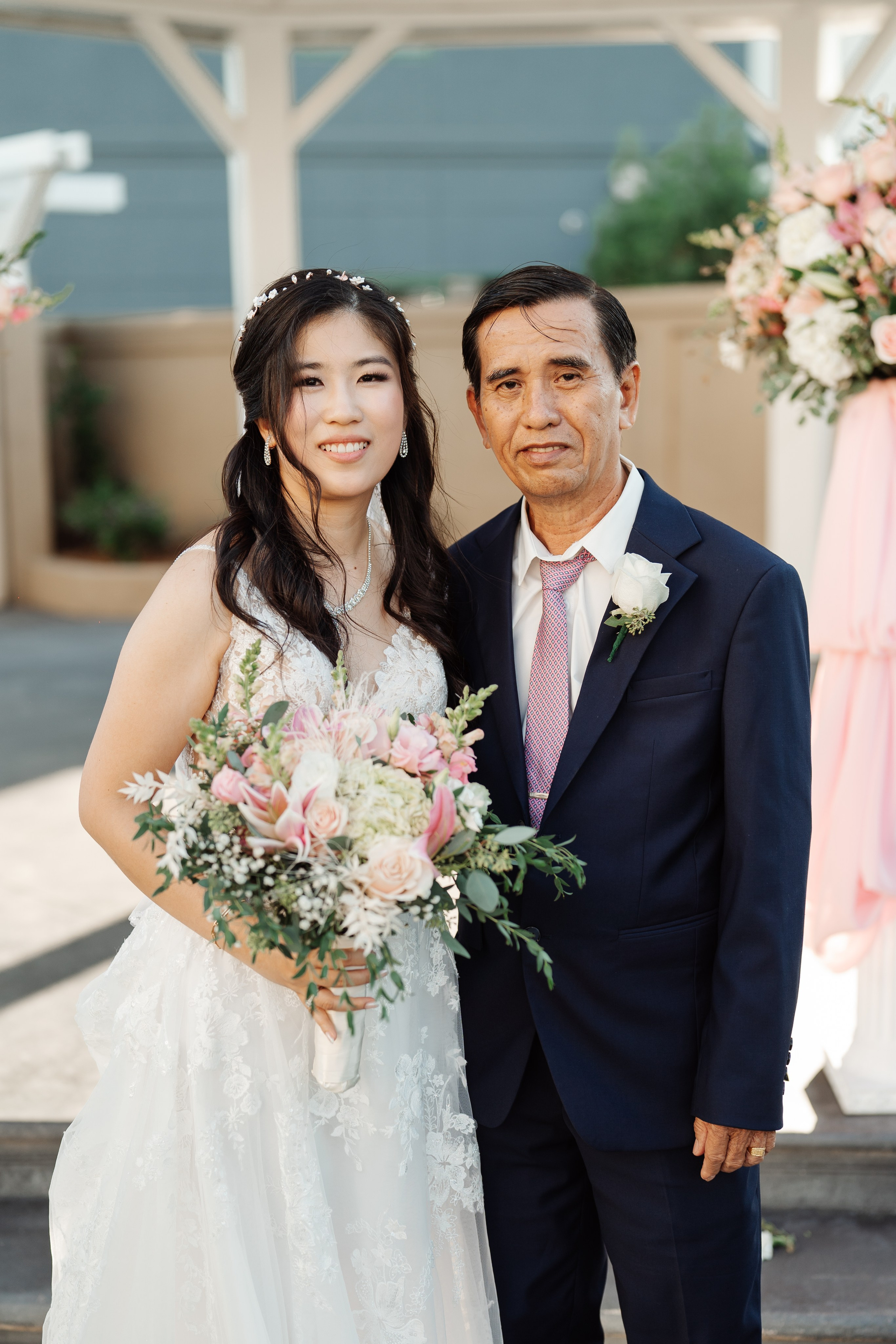 2025-08-16_AndreaChristopher. Ретушер Зенькевич Света