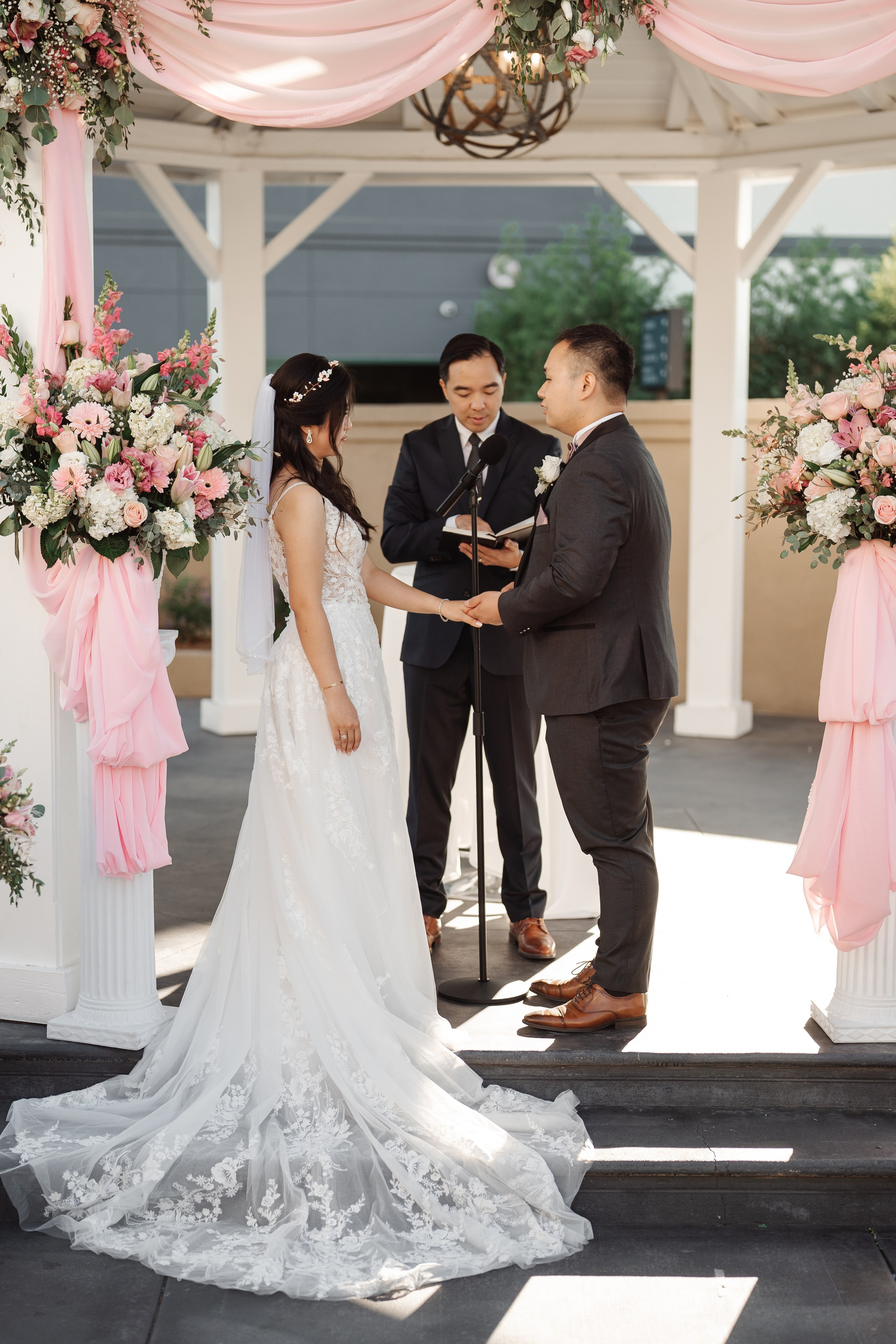 2025-08-16_AndreaChristopher. Ретушер Зенькевич Света