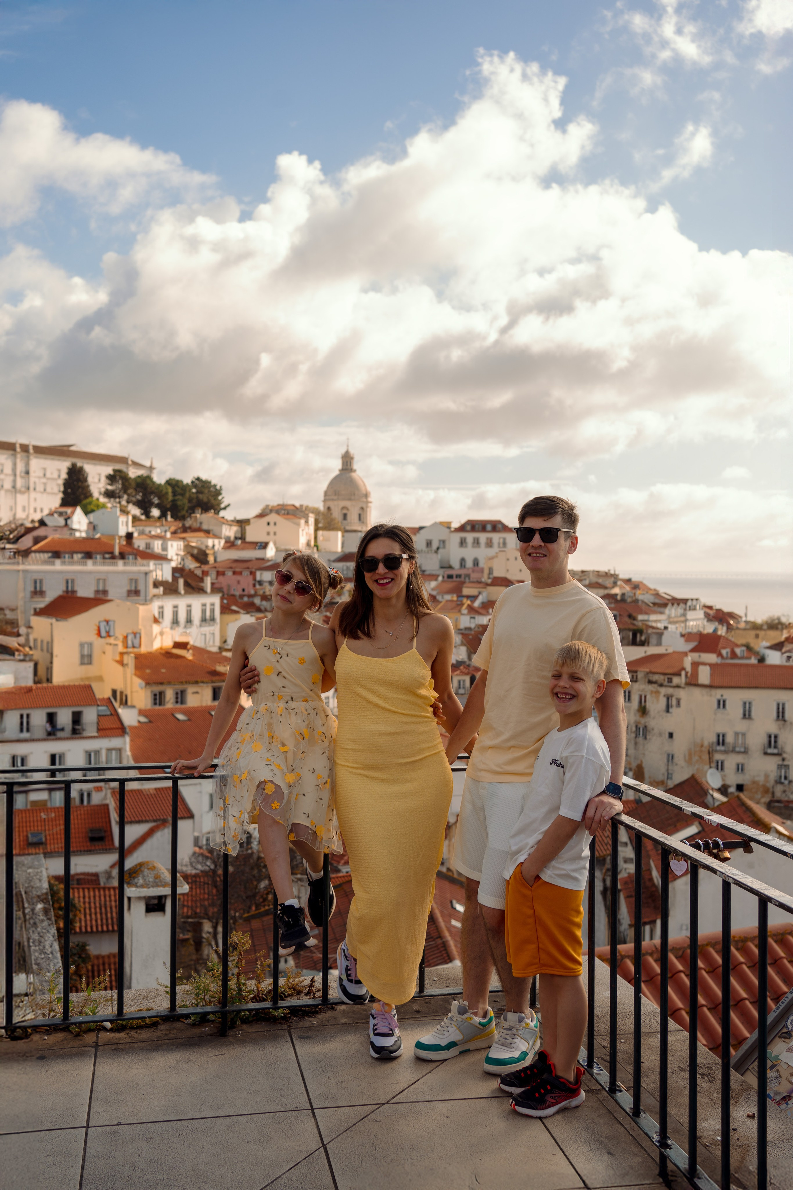 Lisbon&Ocean. I’m Julia Idamzhapova, a photographer based in Lisbon, creating natural and timeless images