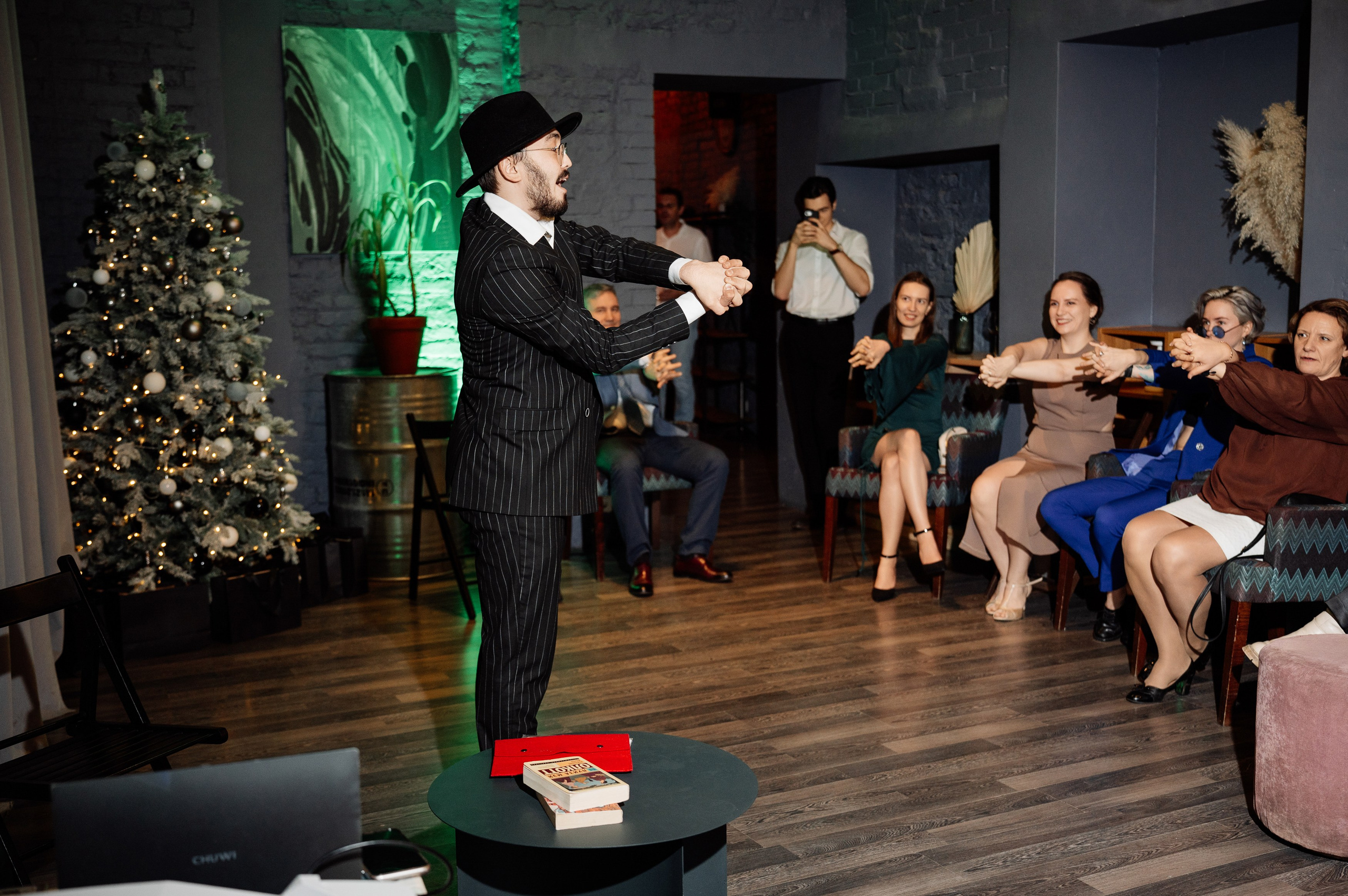 Новогодний корпоратив АртСтеклов. Мария Плетинская фотограф в Санкт-Петербурге