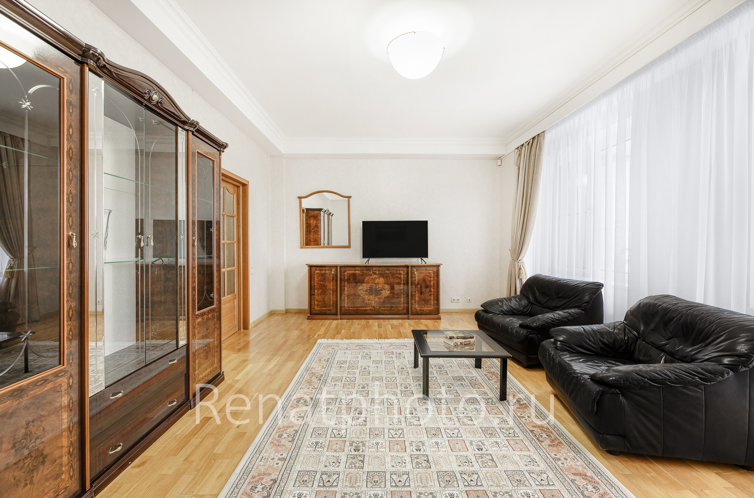 Renatphoto-Лучший интерьерный фотограф в Краснодарском крае. Профессиональная фотосъёмка интерьеров, предметная фотосессия еды для меню г. Анапа