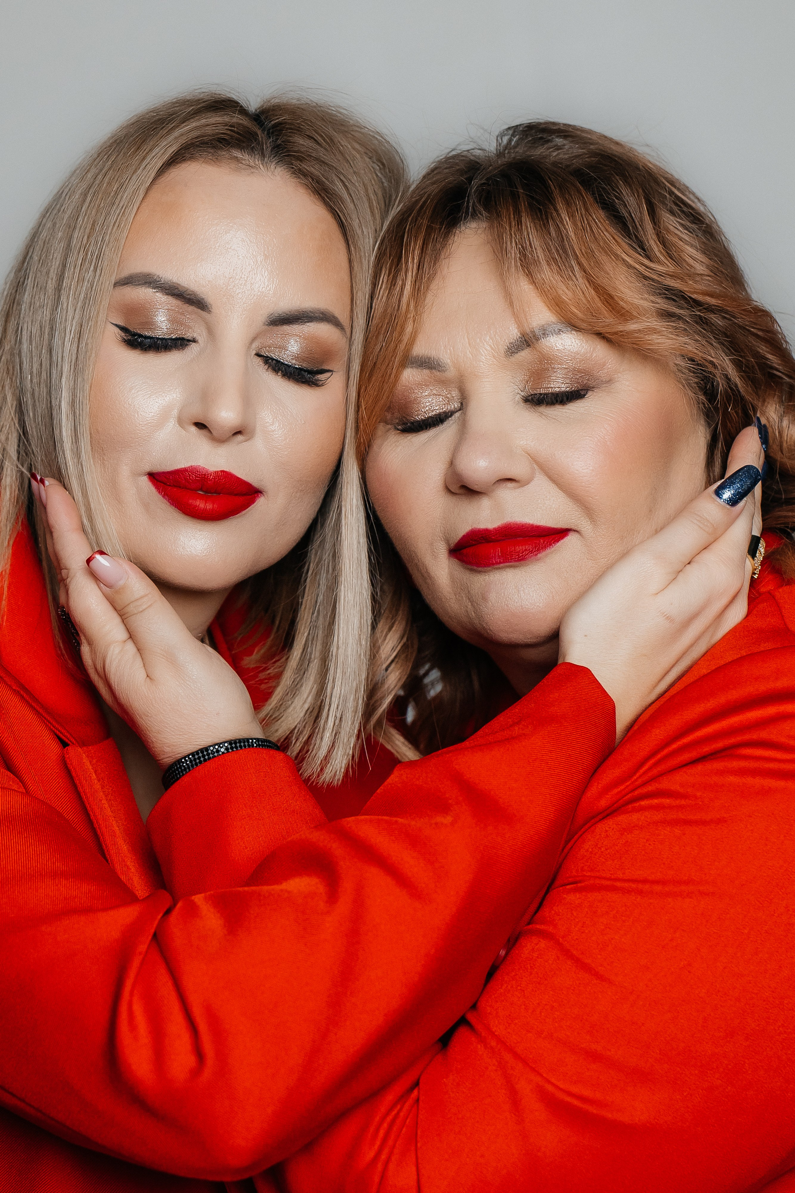 Галина, Анна, Вероника