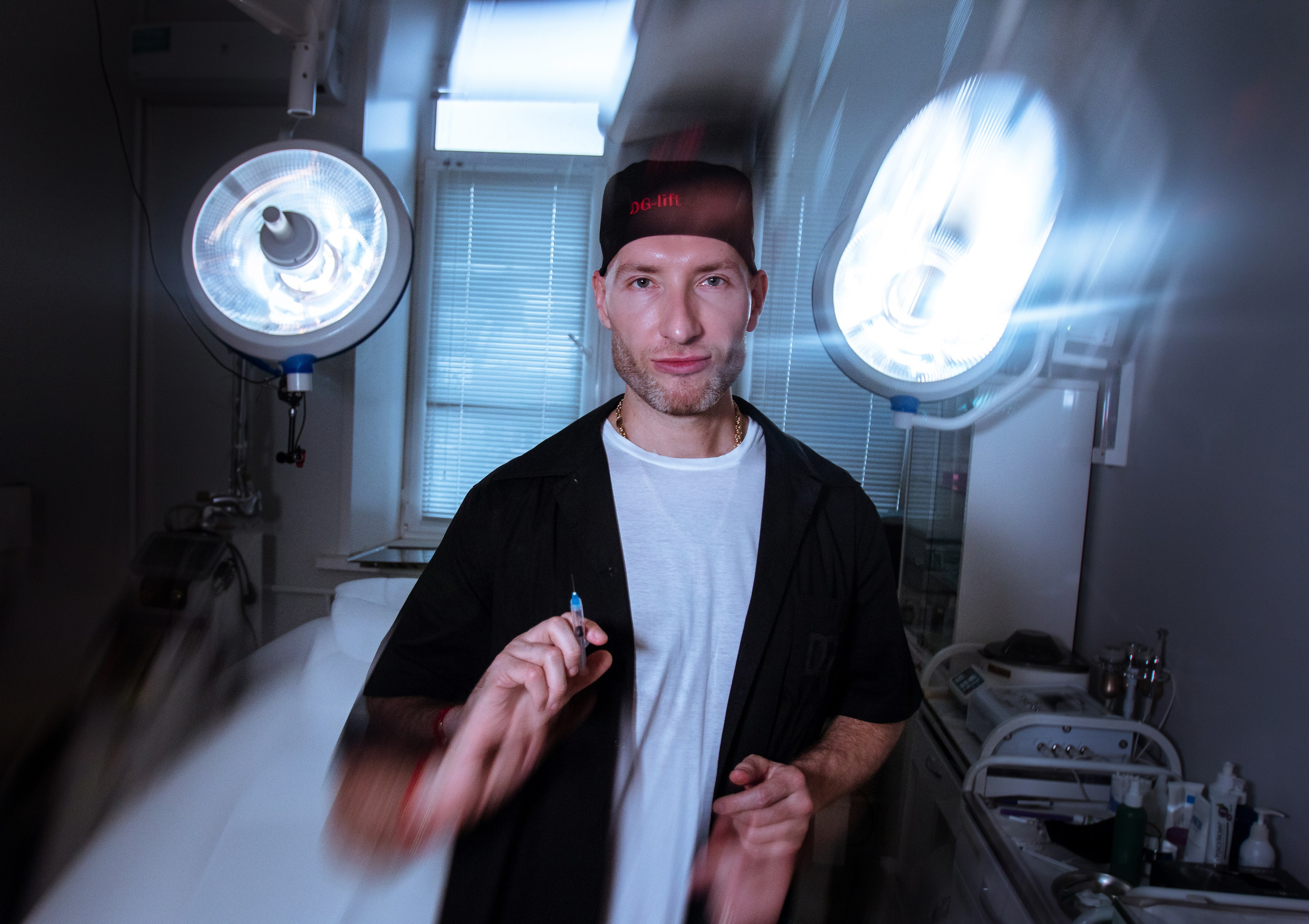 Пластический хирург. Фотограф Мария Винницкая