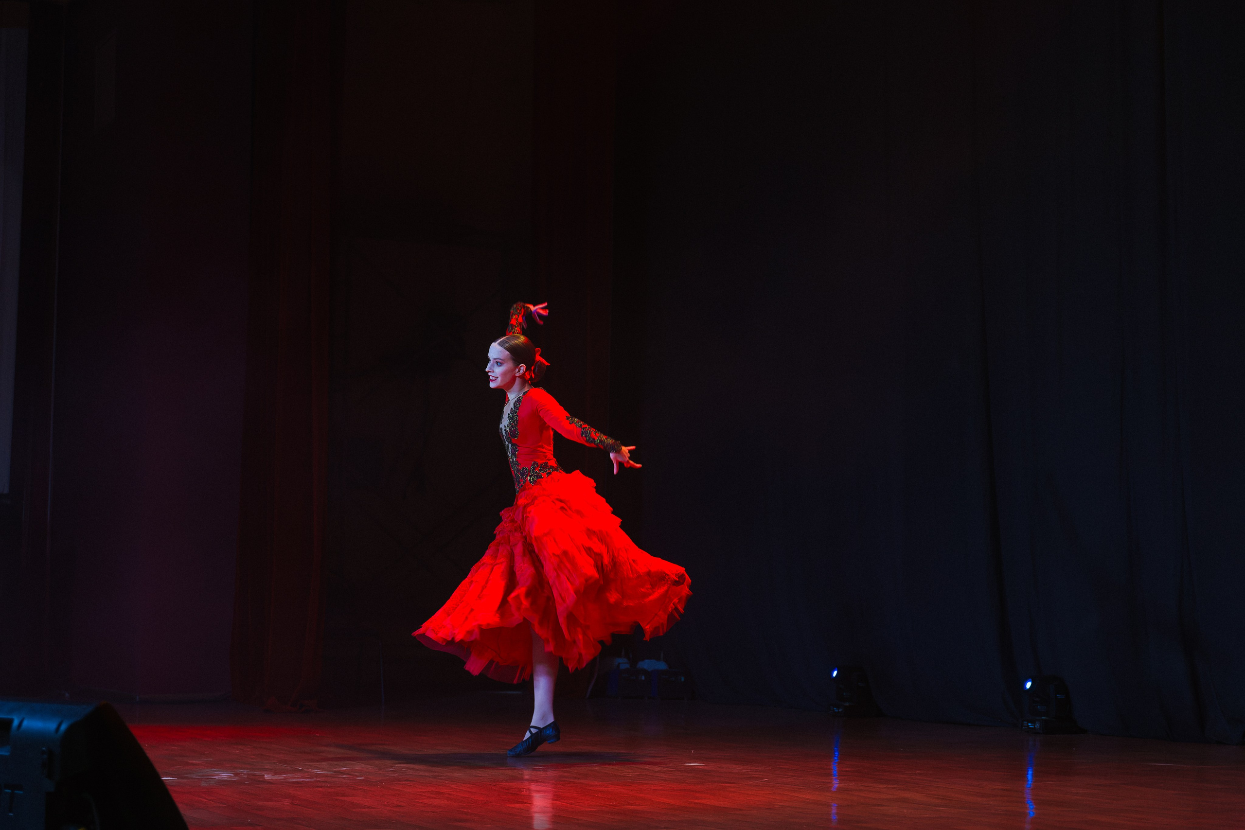 СмолГУ — Зеленое Яблоко — 2023. Танец. KiPPER Gallery — Фотограф