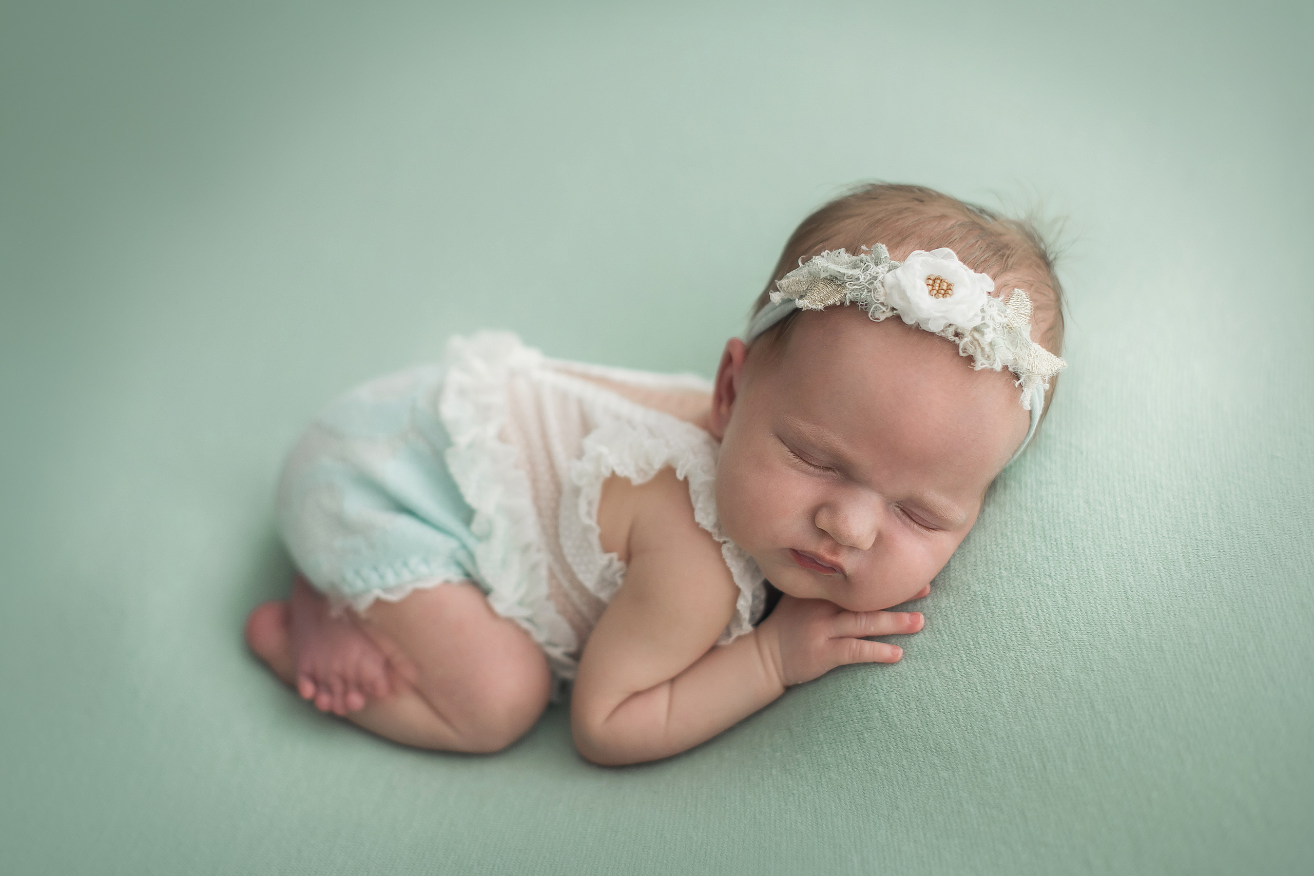Новорожденные малыши владивосток. Детский и семейный фотограф Елена Новоселова в г. Владивосток