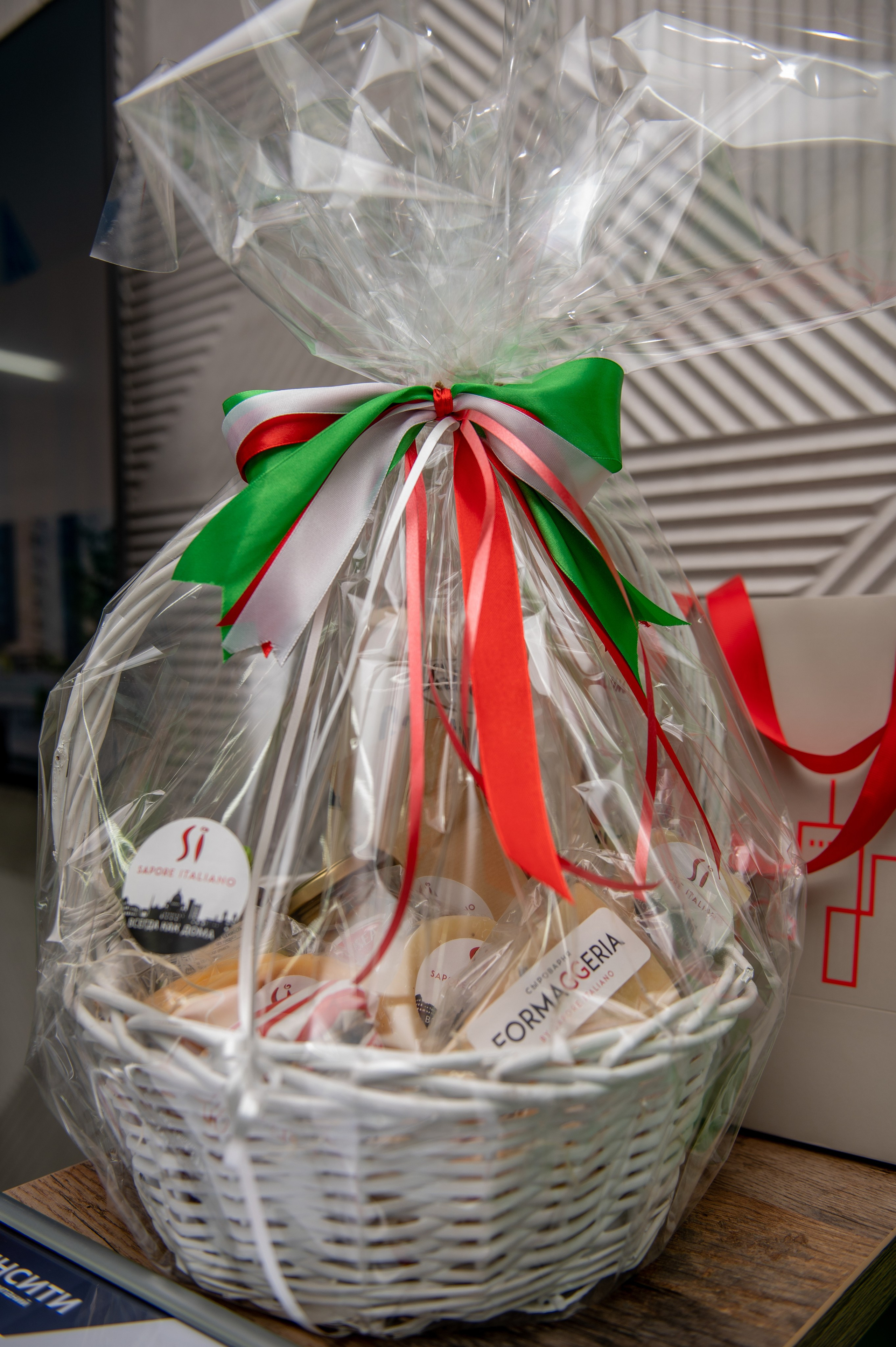 Открытие нового офиса в агенстве недвижимости Кубань-Новострой. Фотограф Юлия Куталова | Краснодар