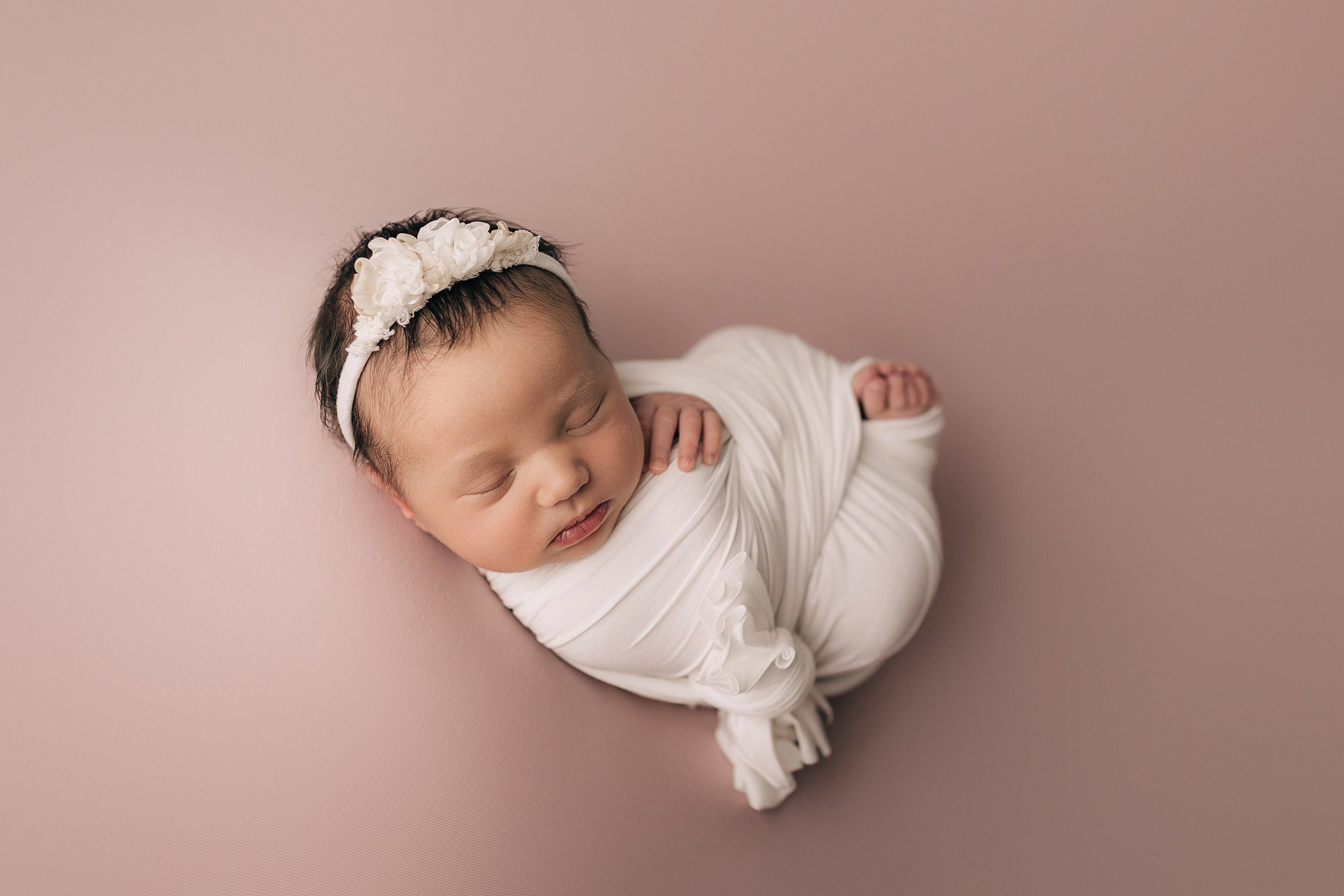 Стефания 7 дней. Семейный фотограф новорождённых в Серпухове Юлия Новикова +79637785957