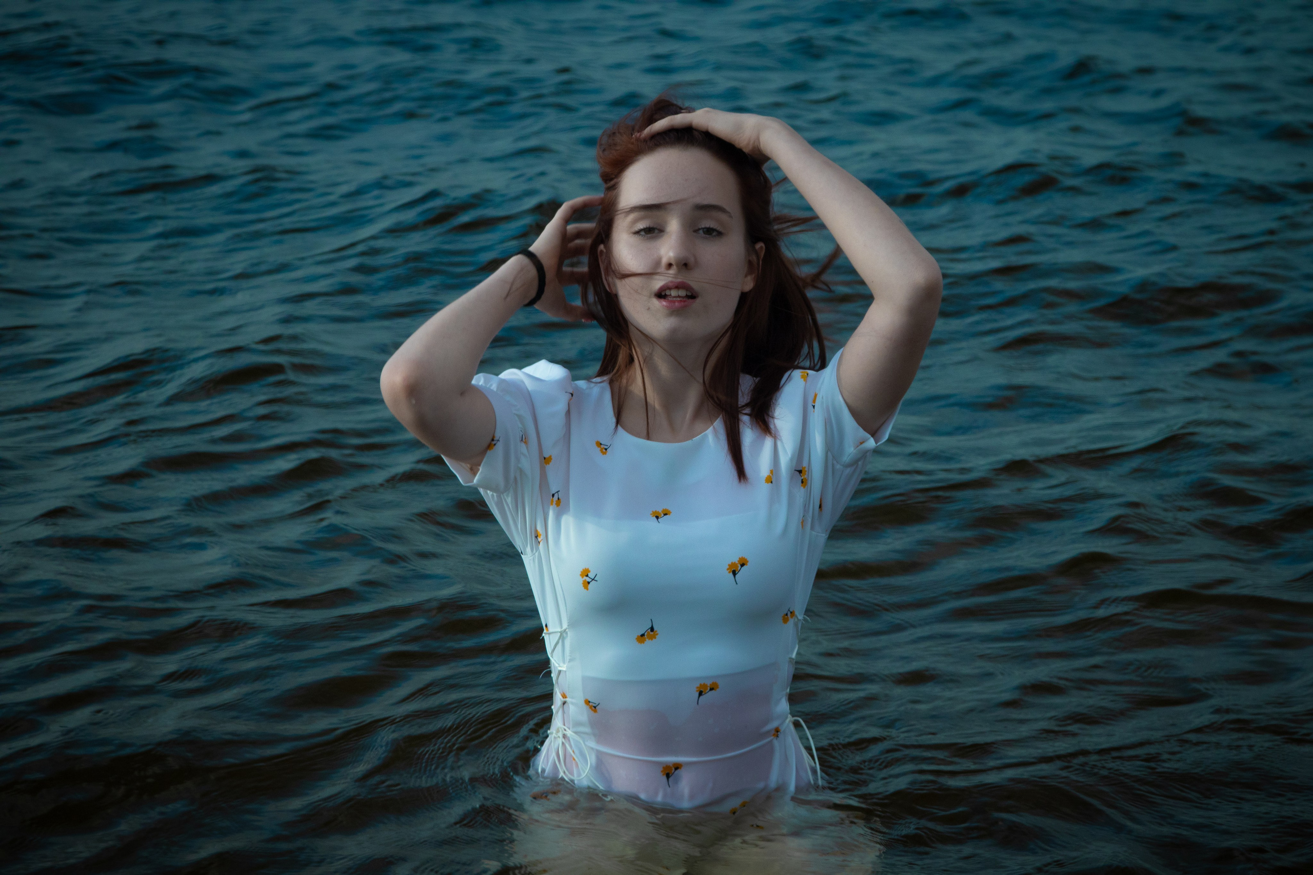 ЖЕНСКИЙ ПОРТРЕТ. K0T0F3Y