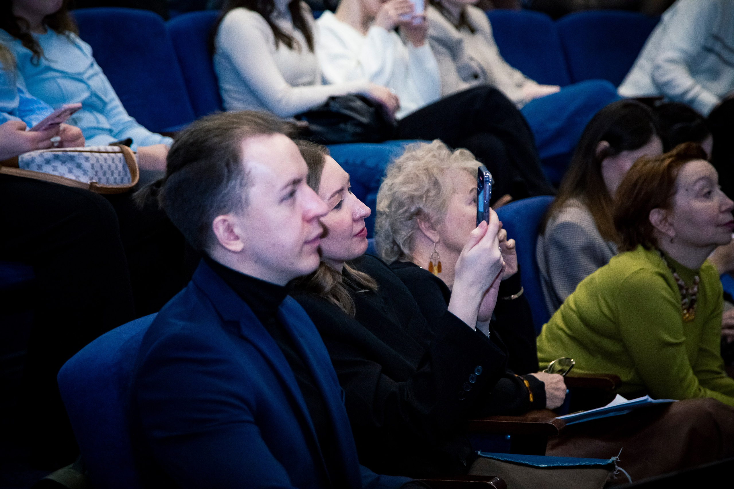 «Человек и цифровое пространство». Репортажный и портретный фотограф Казань / Горячих Полина