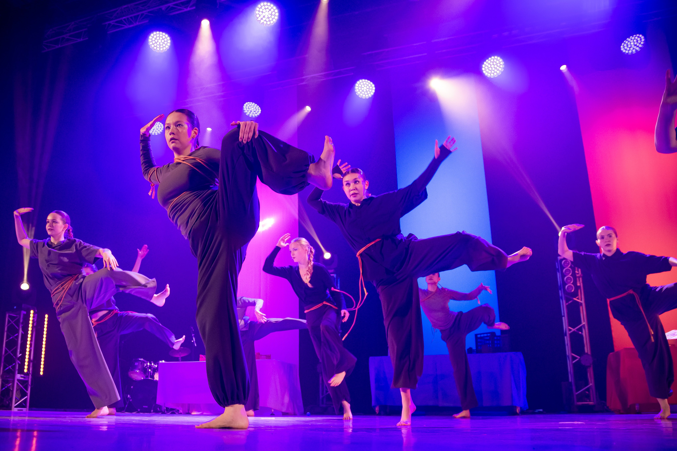 Студвесна ИФ и ИВМИиТ. Репортажный и портретный фотограф Казань / Горячих Полина