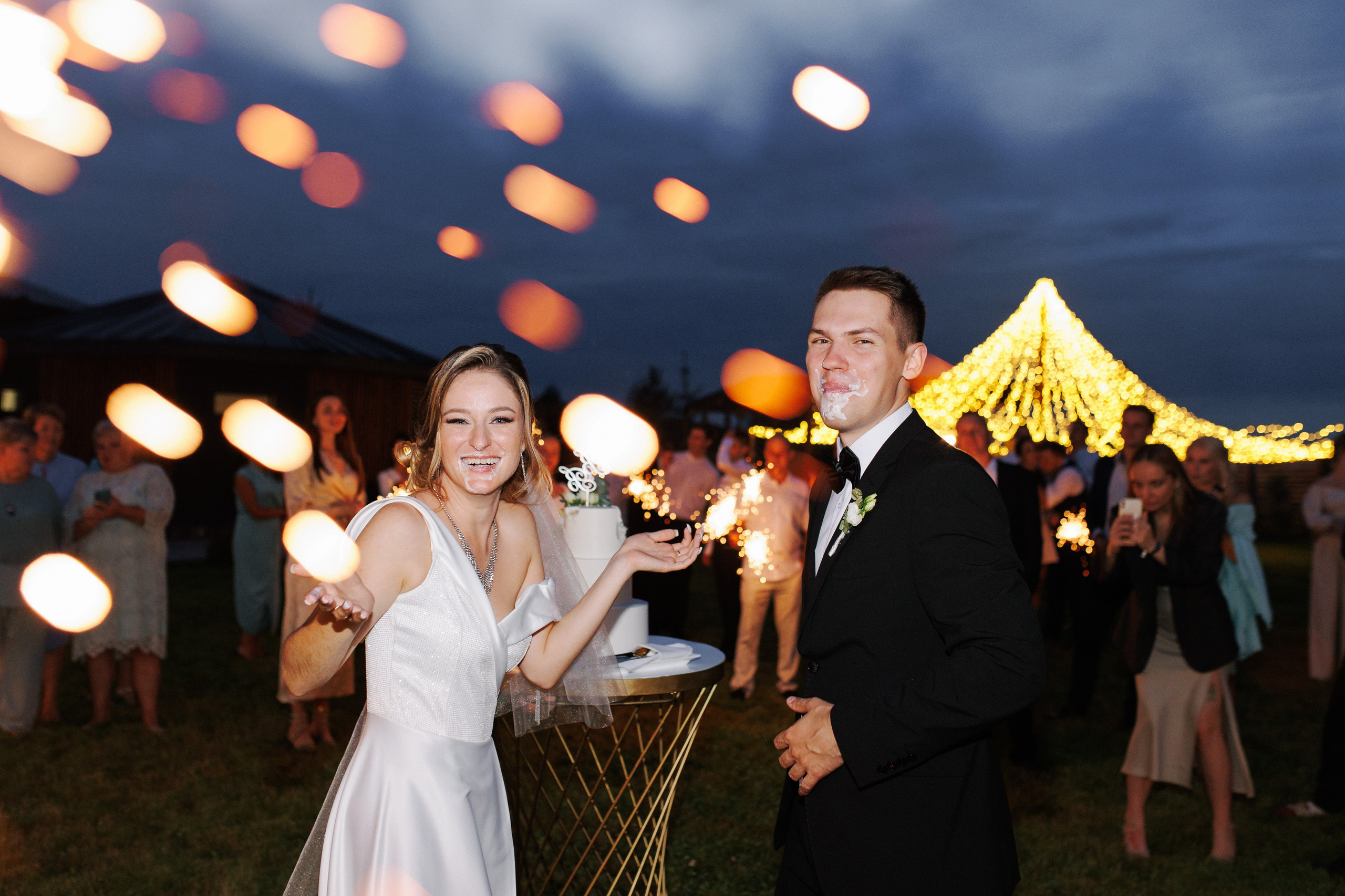 Свадебная фотосессия и банкетная часть в усадьбе СПБ. Свадебный фотограф СПБ