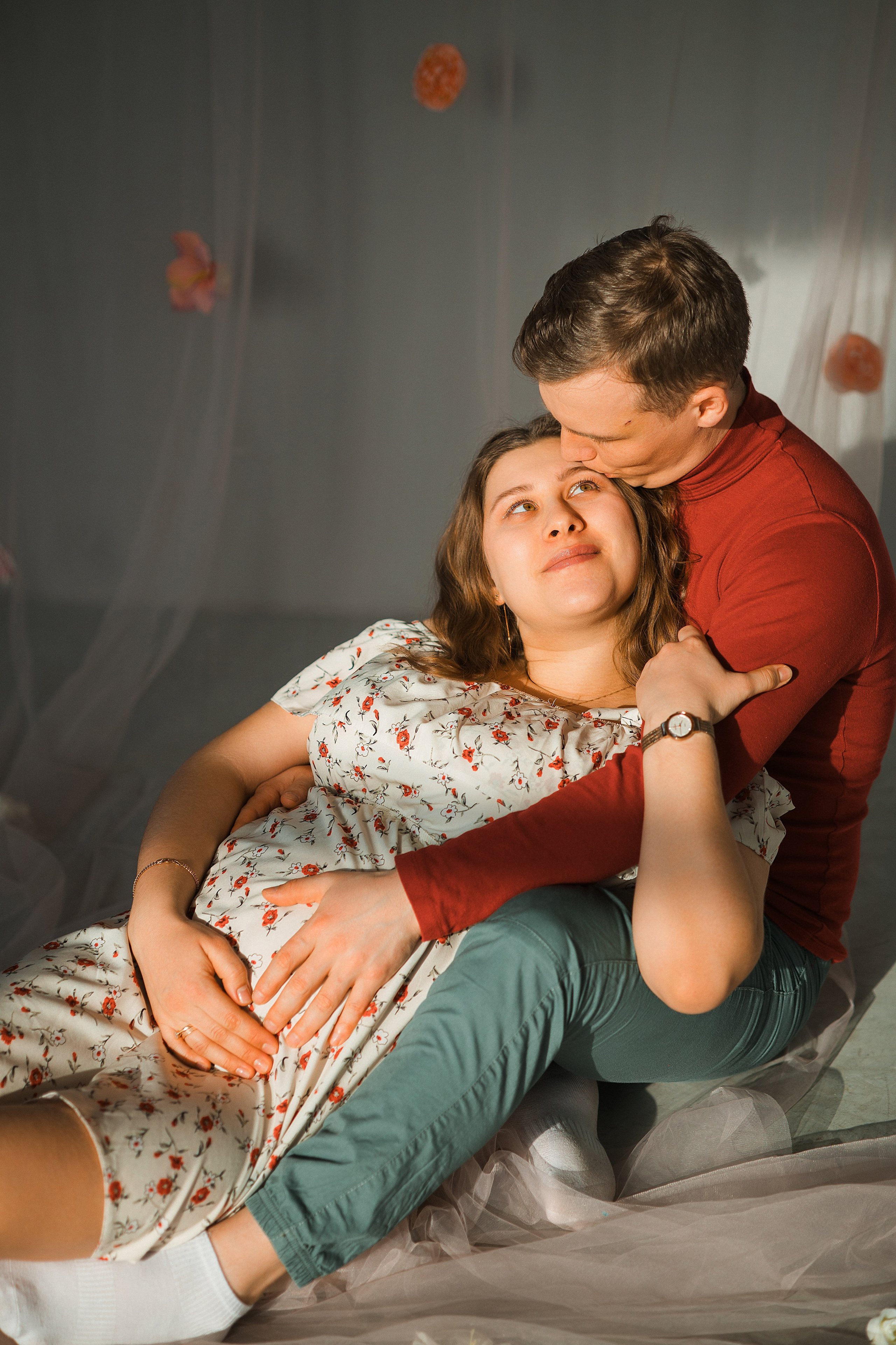 Романтическая фотосъемка в фотостудии. Выпускные альбомы в Серпухове