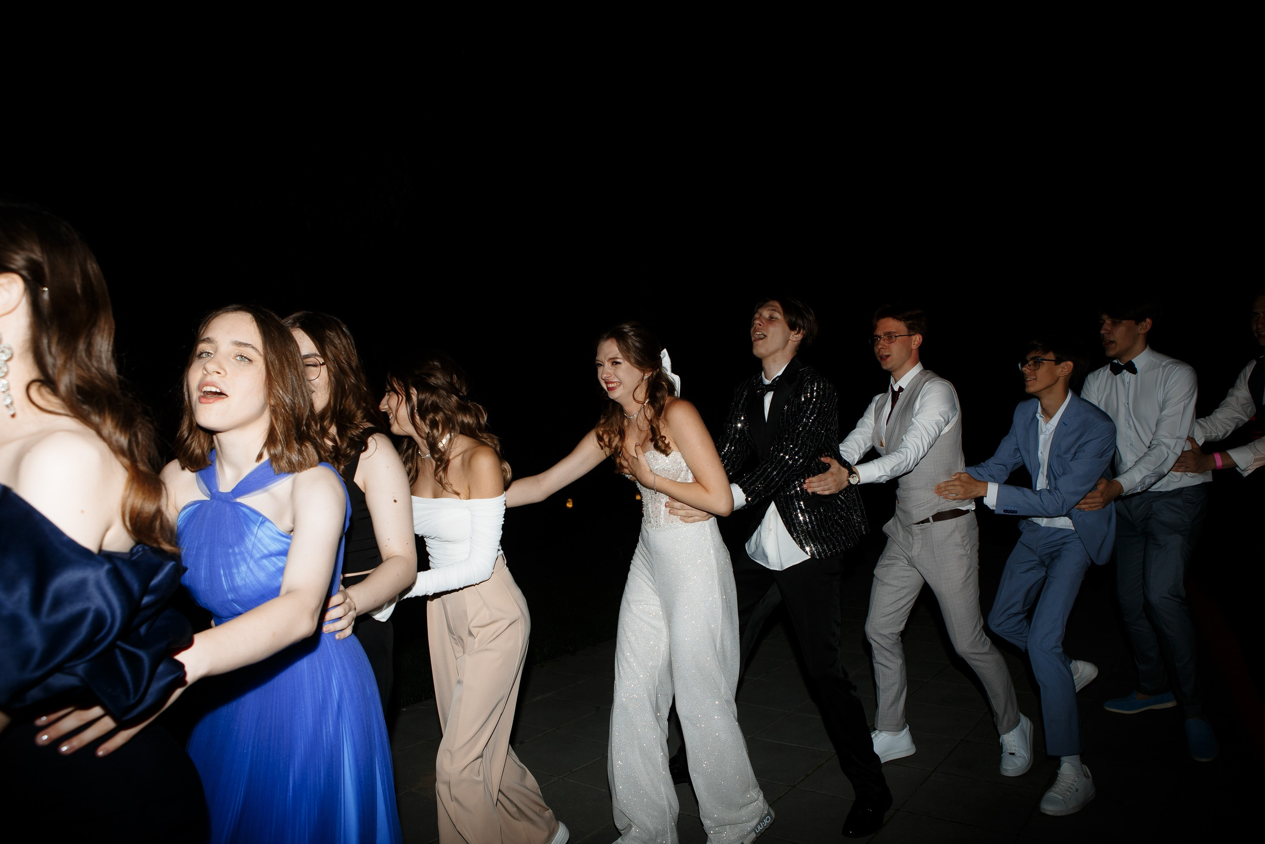 Выпускной Гимназия 12 2024 OpenHouse. Свадебный и портретный Фотограф в Липецке Дмитрий Котюков