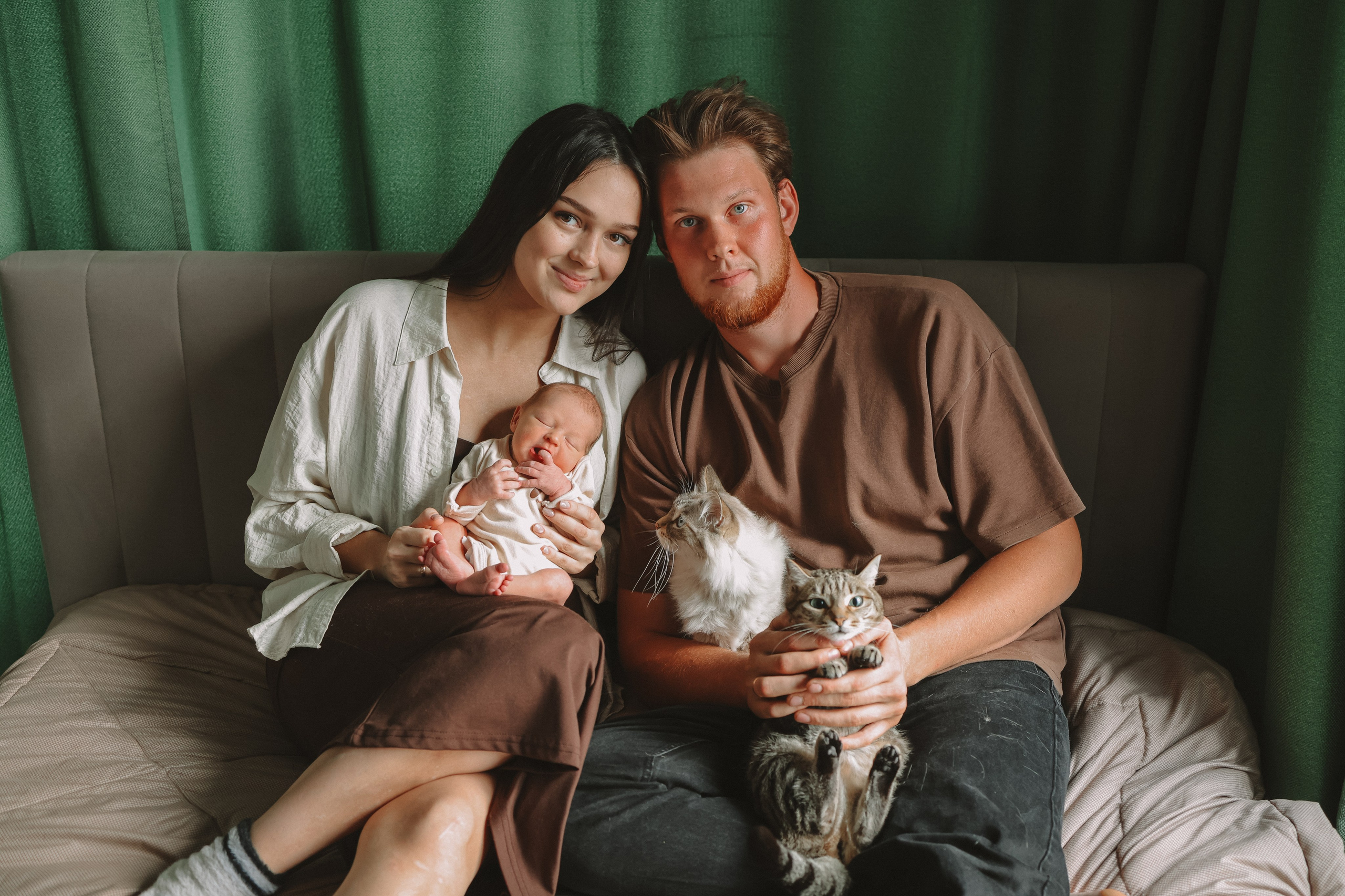 Андрюша 5 дней. Семейный фотограф Тюмень, фотограф на роды Салмина Мария