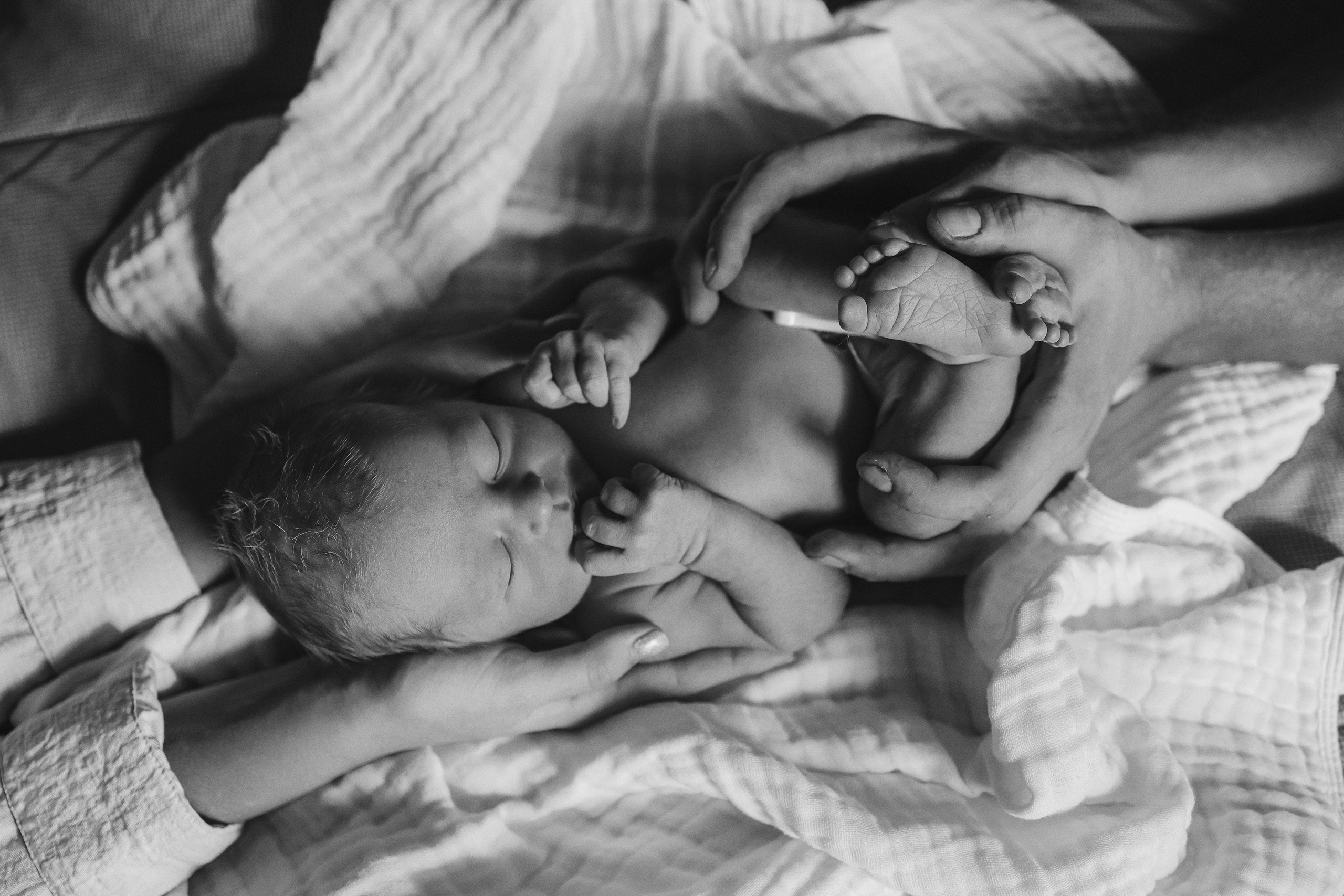 Андрюша 5 дней. Семейный фотограф Тюмень, фотограф на роды Салмина Мария