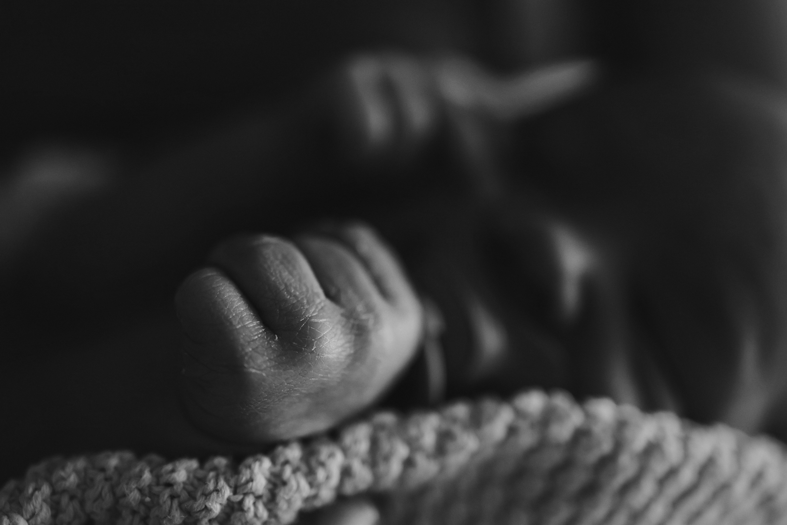 Костик дома. Семейный фотограф Тюмень, фотограф на роды Салмина Мария