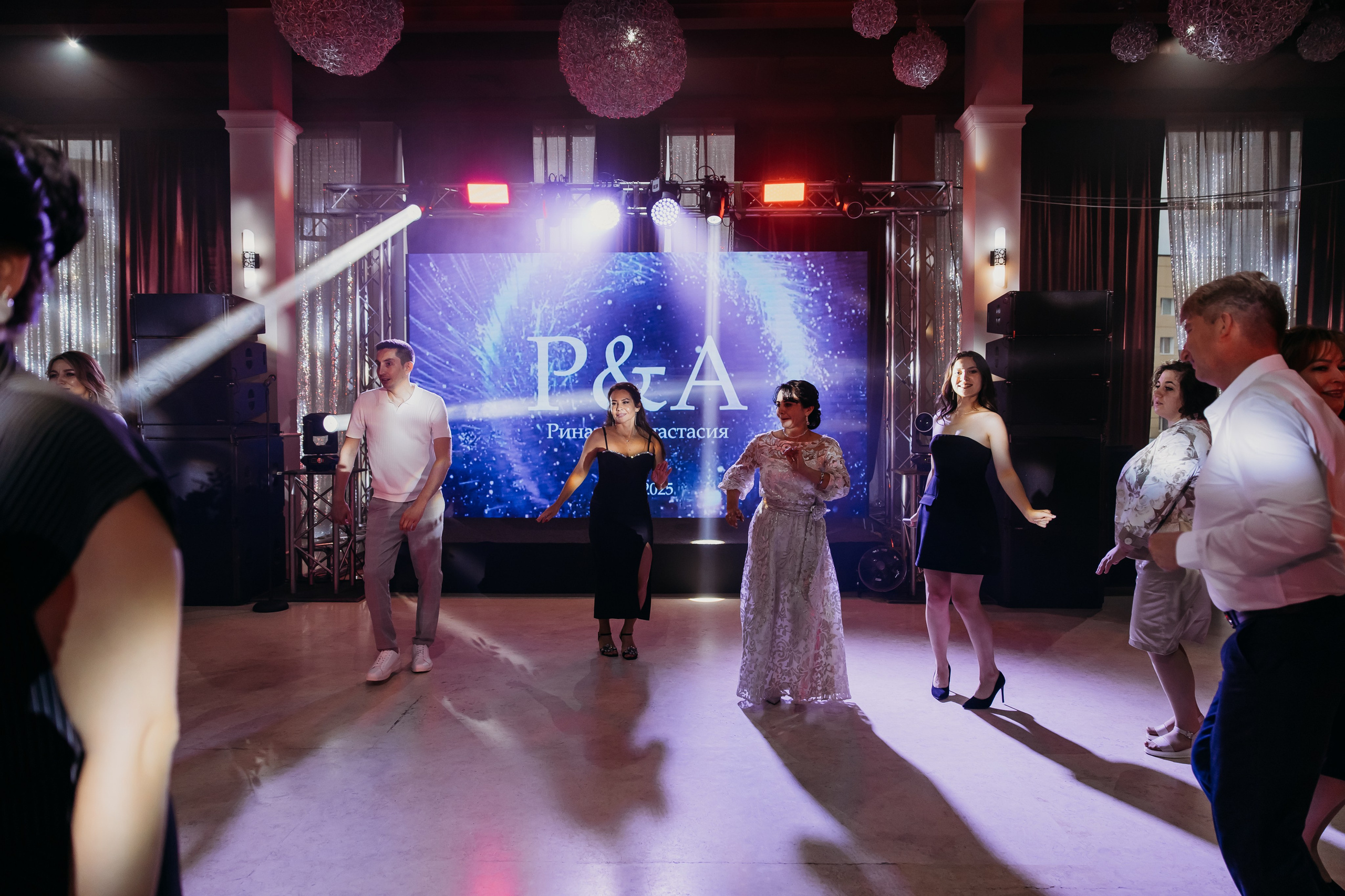 Ринат и Анастасия. Фотограф Тимербаева Алина г. Сургут