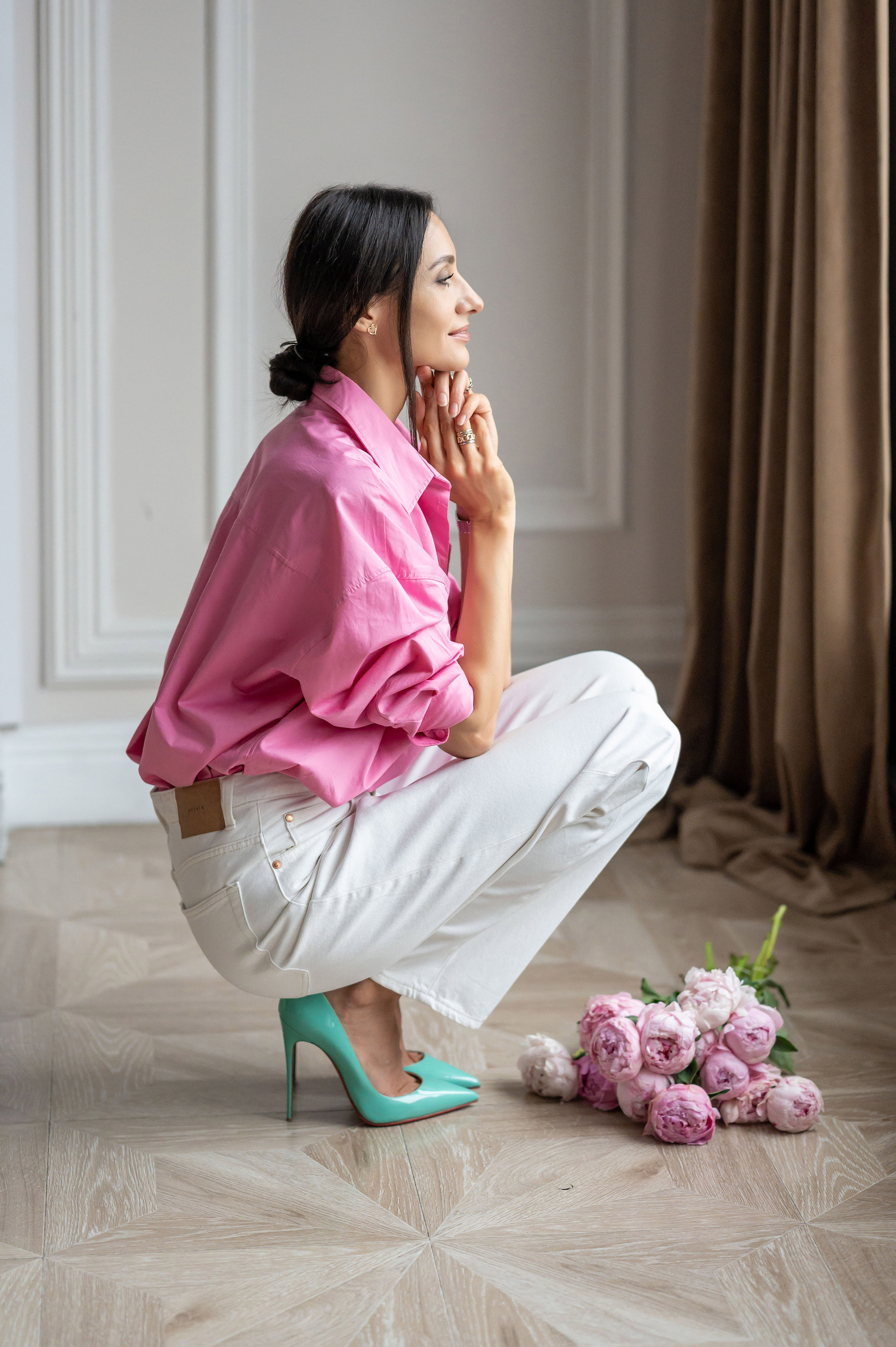 Наталья —женская йога. Семейный и контент фотограф в Москве Alira