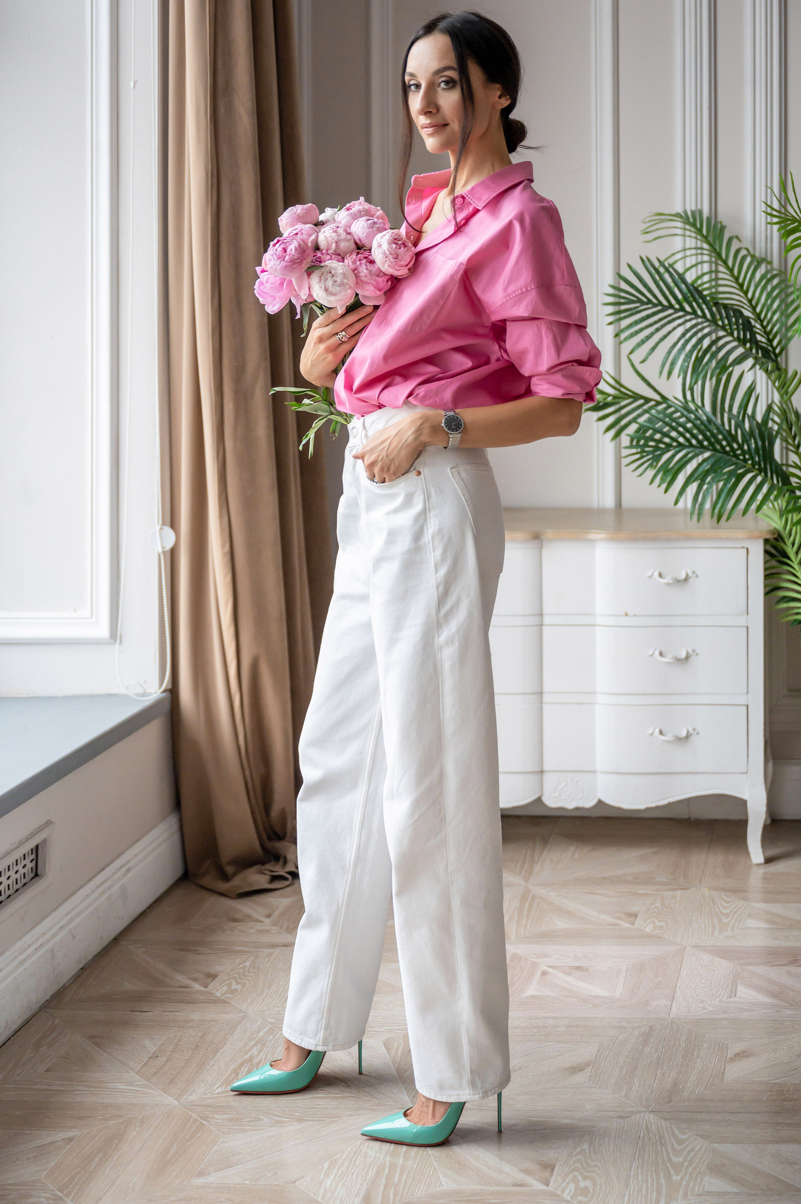 Наталья —женская йога. Семейный и контент фотограф в Москве Alira