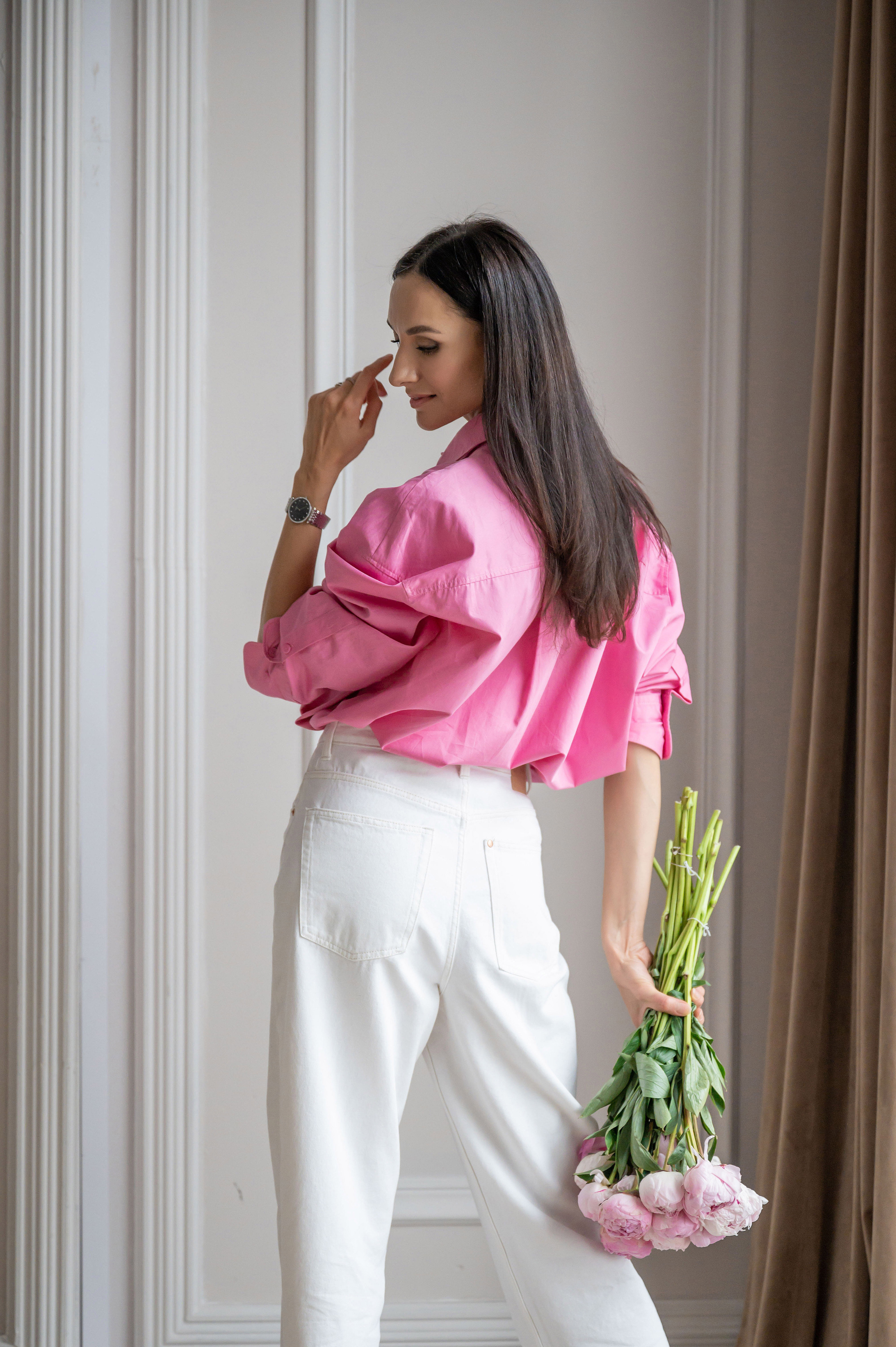 Наталья —женская йога. Семейный и контент фотограф в Москве Alira