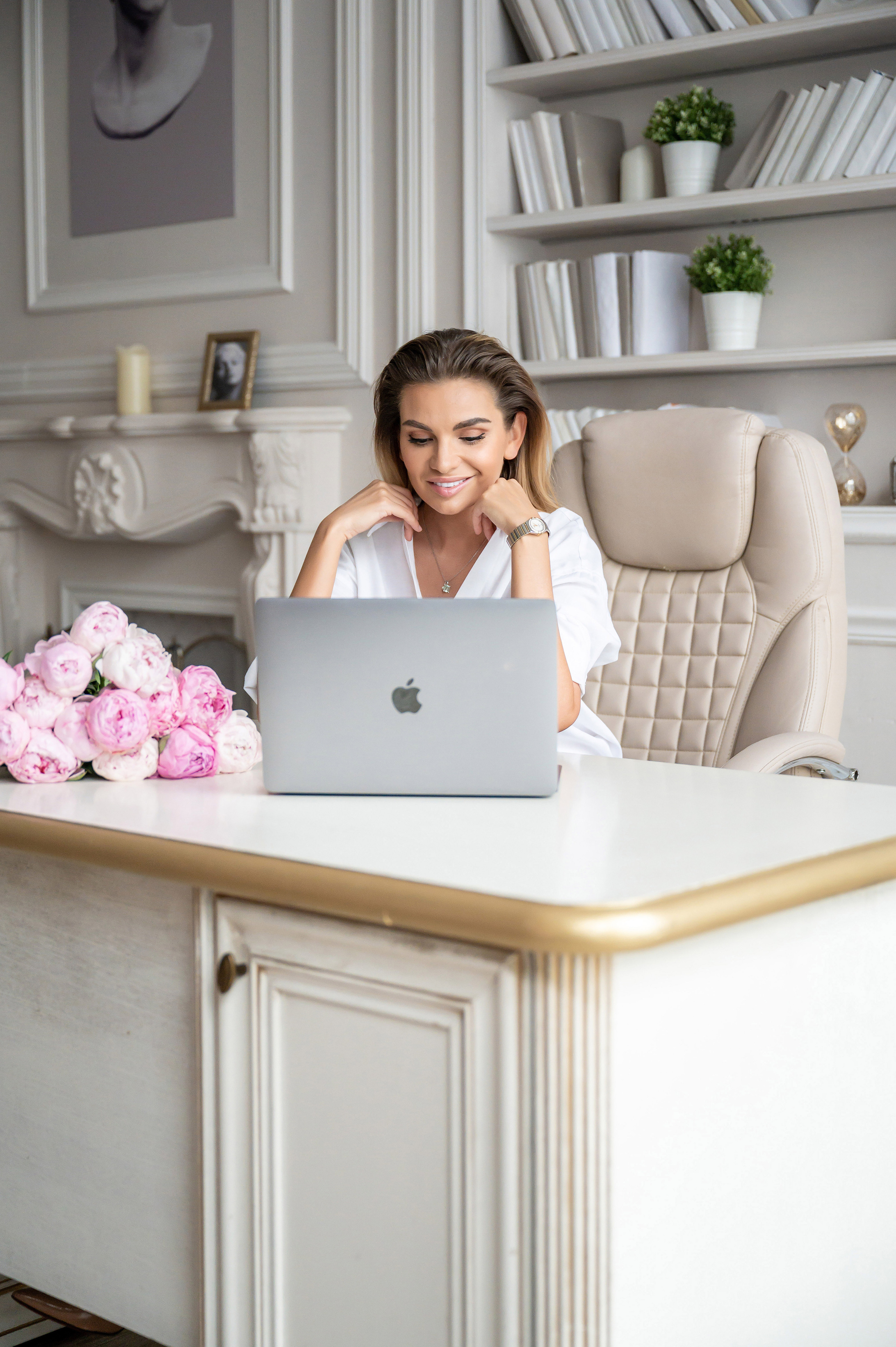 Тома-психотерапевт. Семейный и контент фотограф в Москве Alira