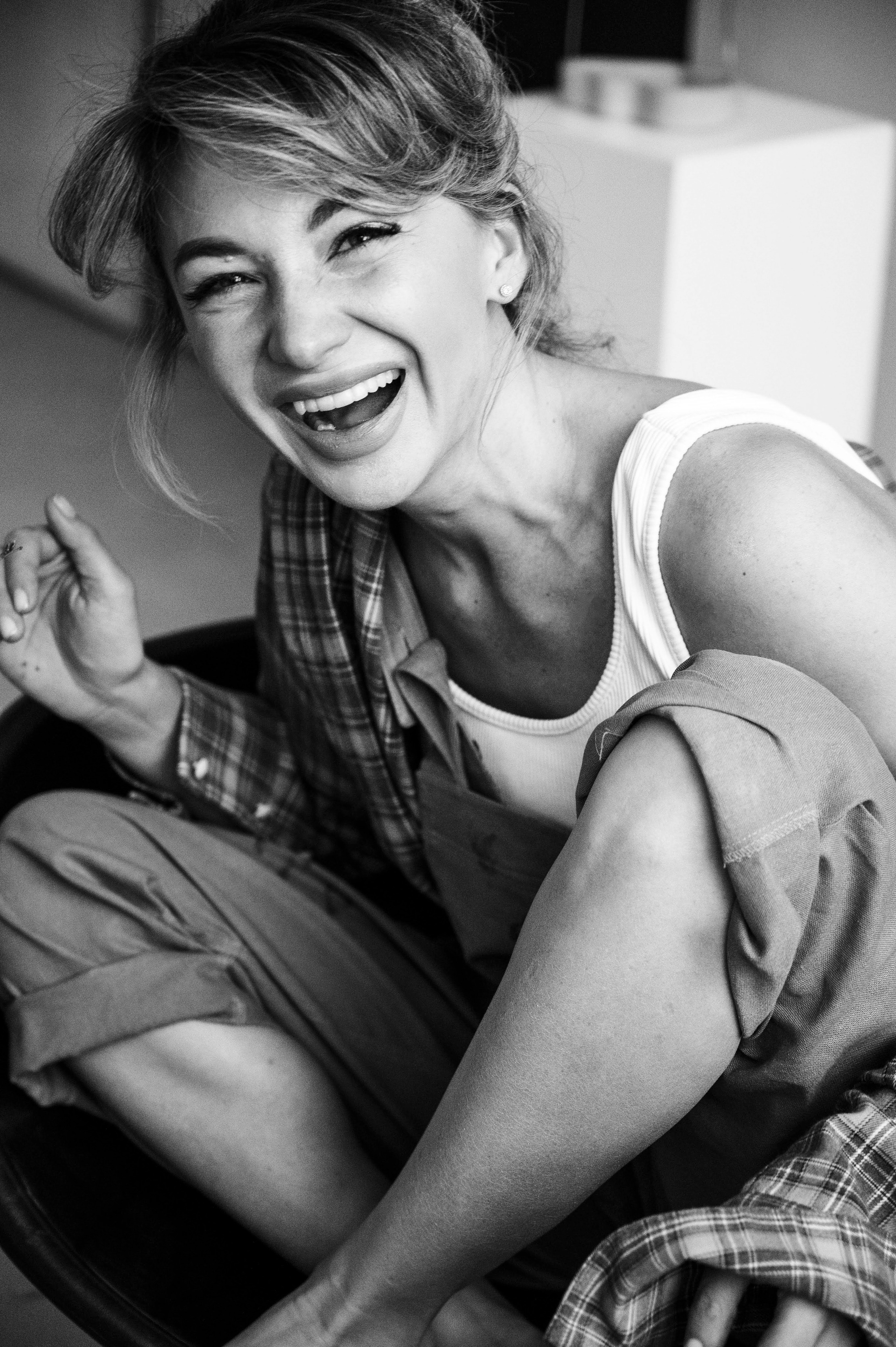 Женя фотосессия. Профессиональный фотограф беременности в СПБ. Стильные фотосессии беременности в стиле минимализм и классическая фотография