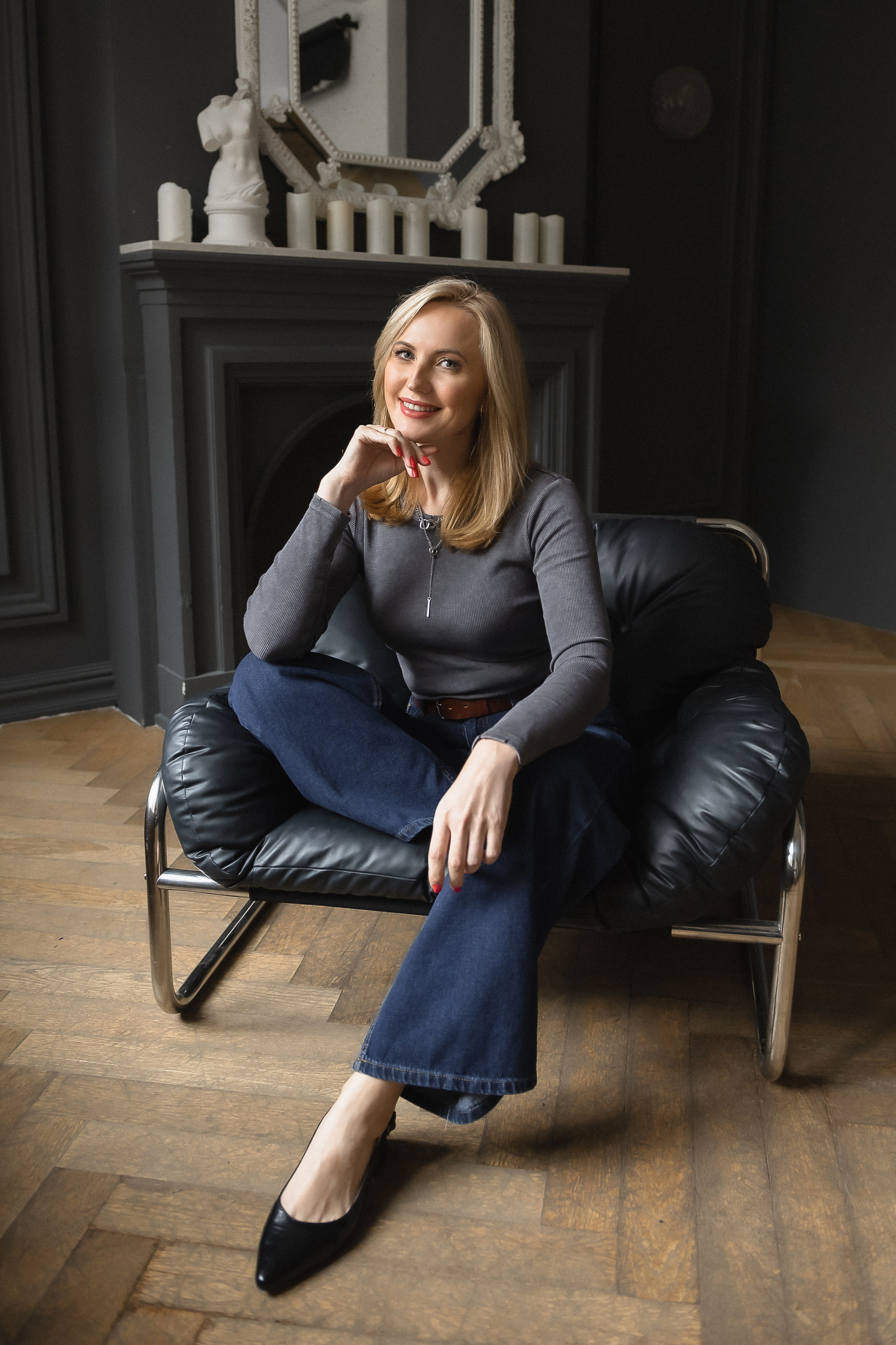 Графитовый и циклорама. КОНТЕНТ |БРЕНД фотограф Санкт-Петербург — Жанна Олтаржевская