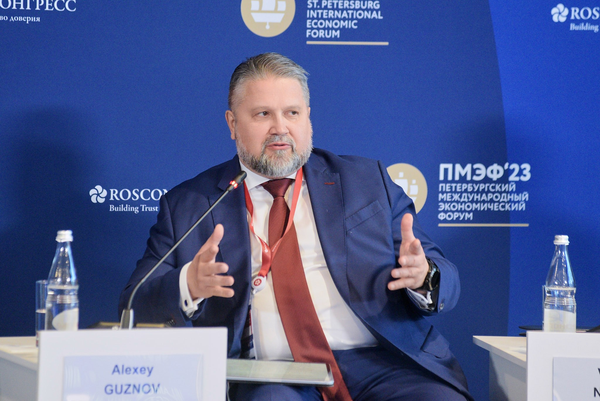 Пмэф 2023. Иван Ступа, репортажный фотограф в Санкт-Петербурге и Ленинградской области