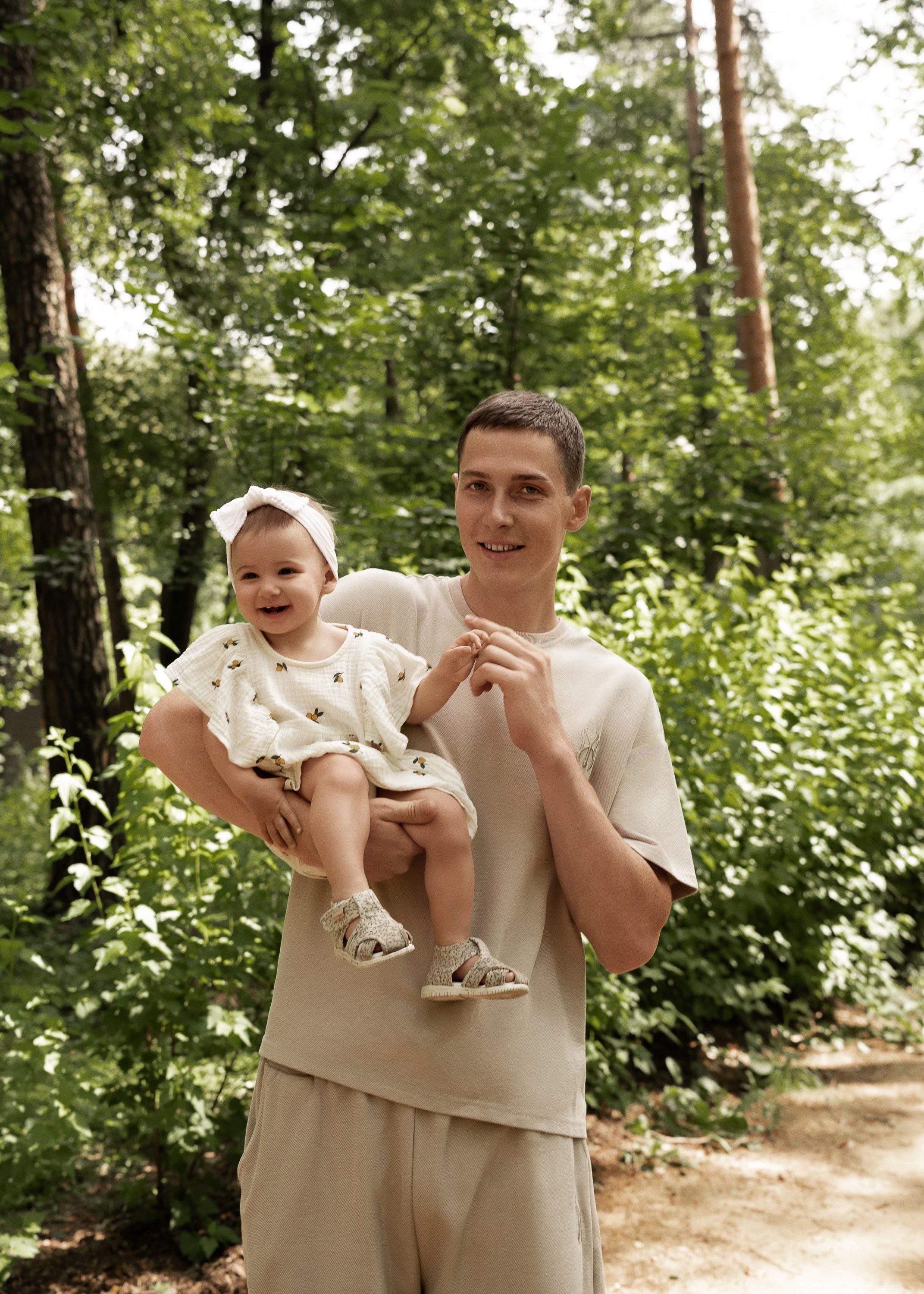 АЛИСА 1 ГОДИК. Женский портрет