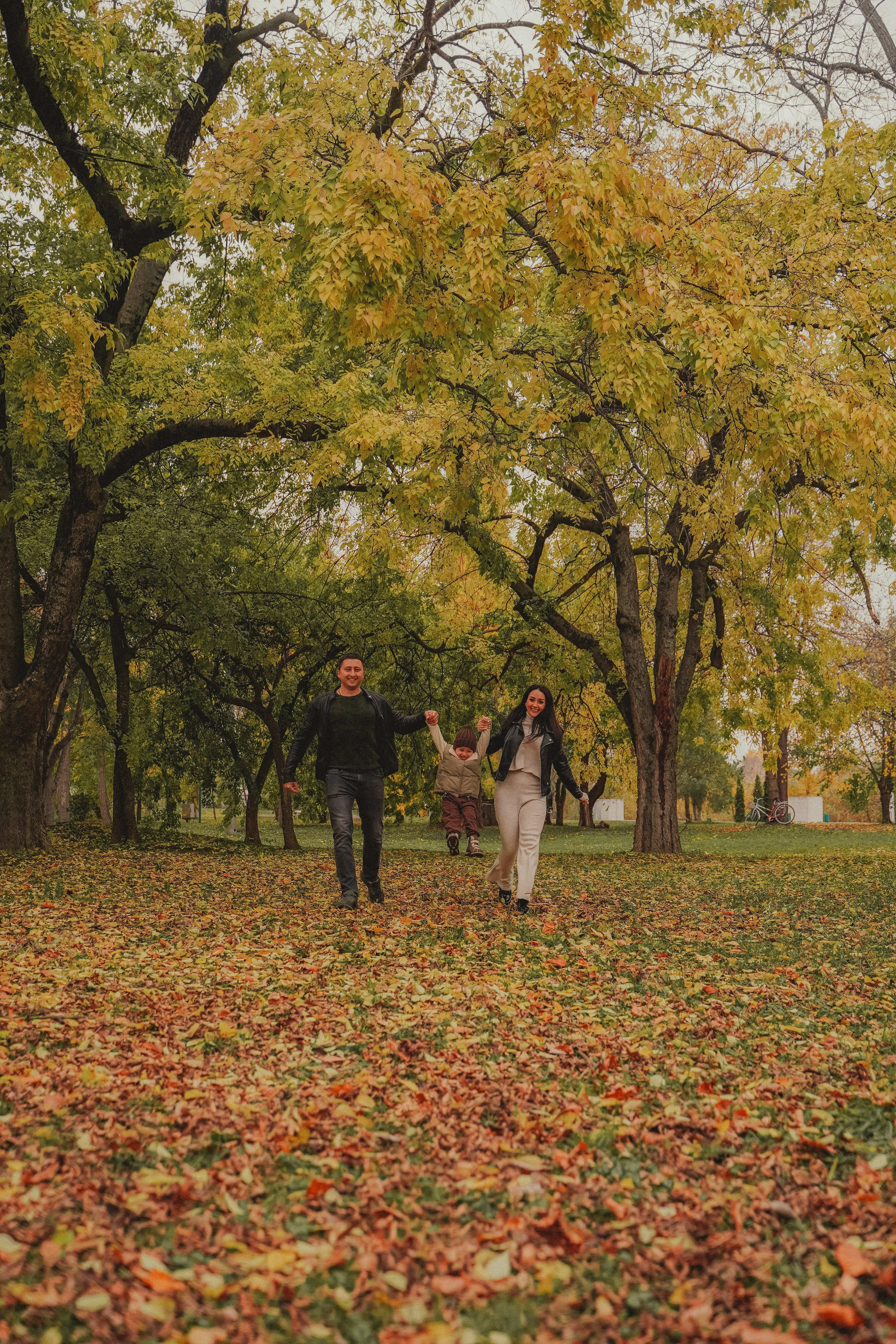 Осенняя фотосессия в парке Солнечный остров. Семейный и женский фотограф в Краснодаре Анастасия Приймак