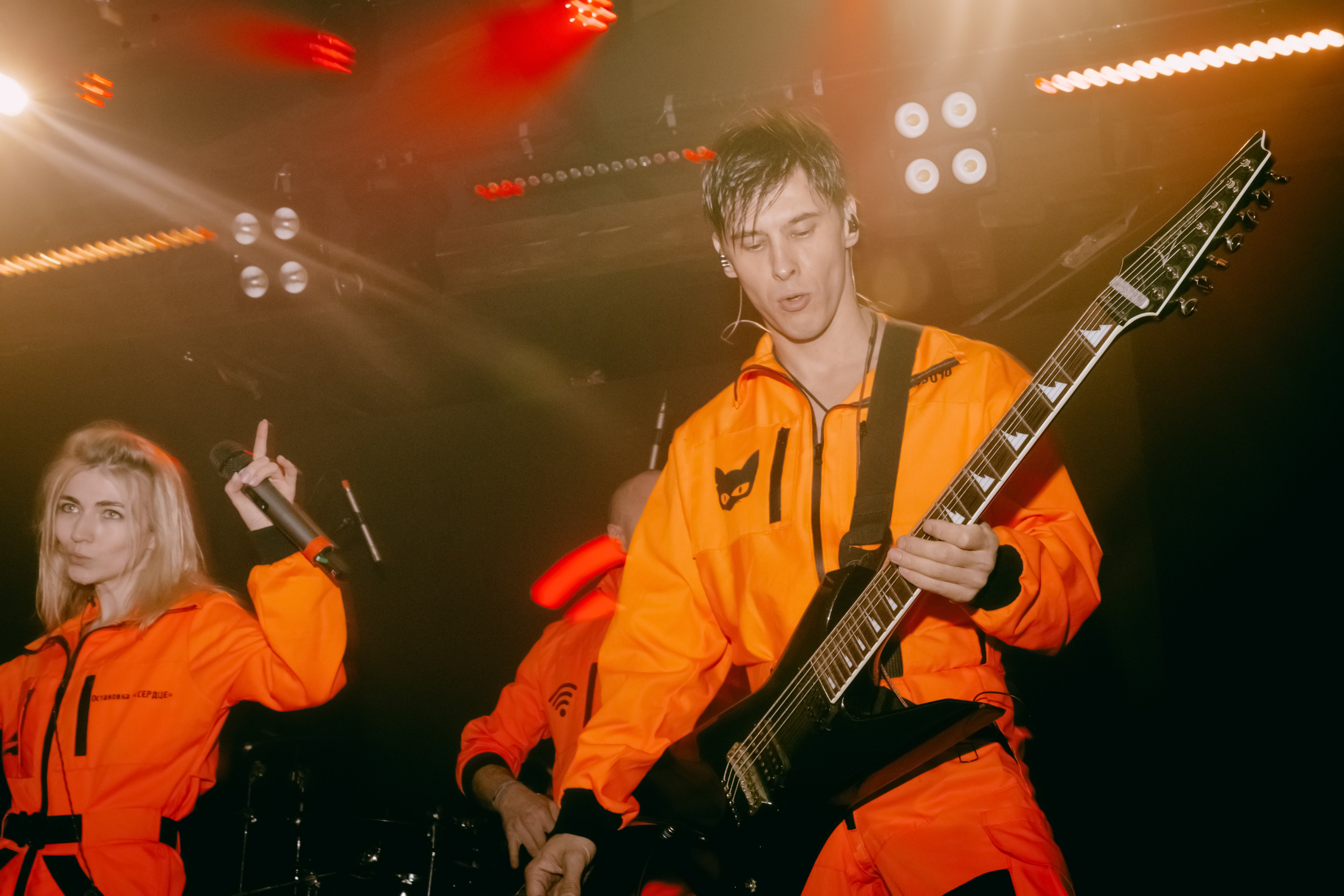 ПОСЛЕДНИЙ ПИОНЕР. Фотограф Елена Богачева (lenalena_na_na_na)