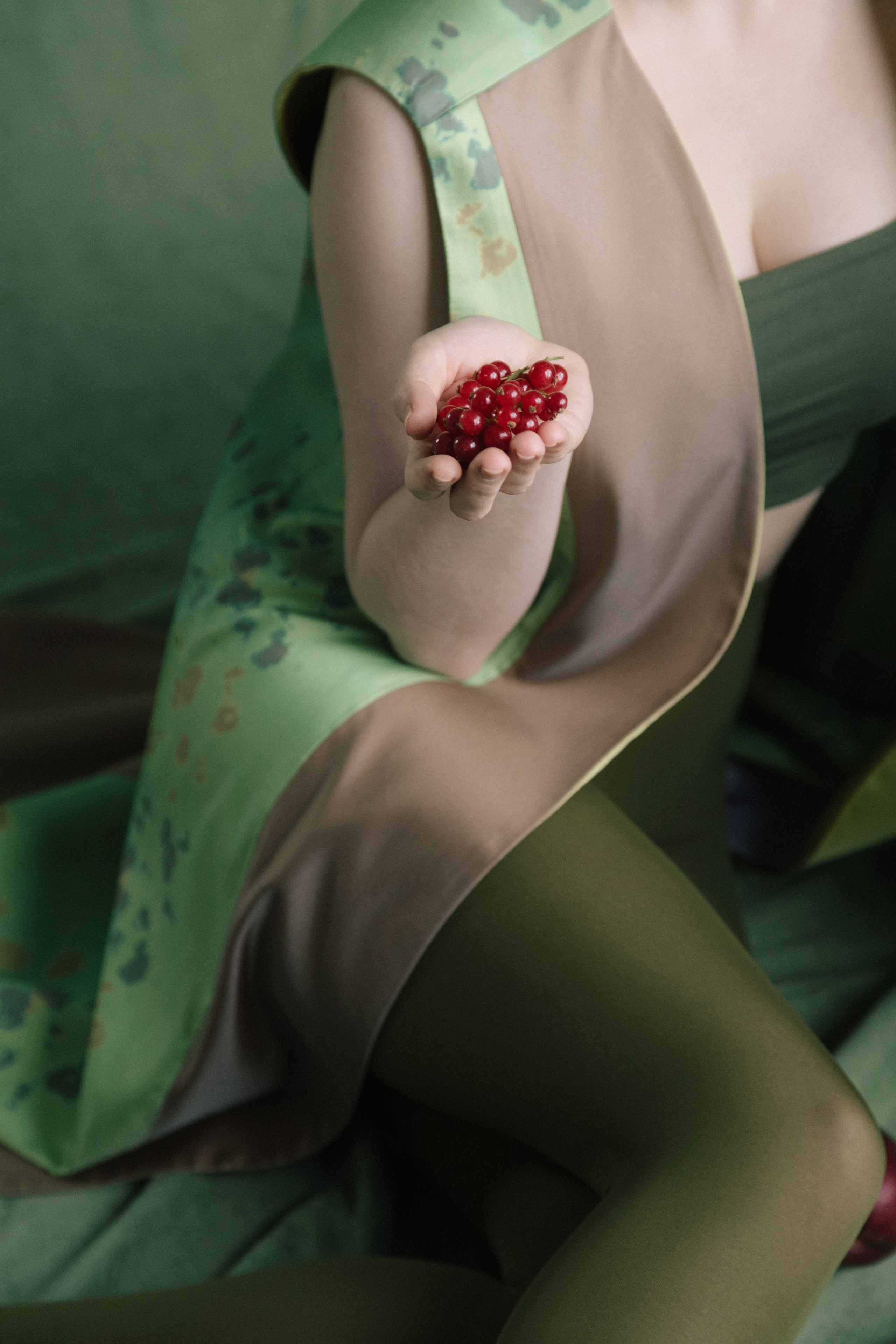 Content | Кафтаны