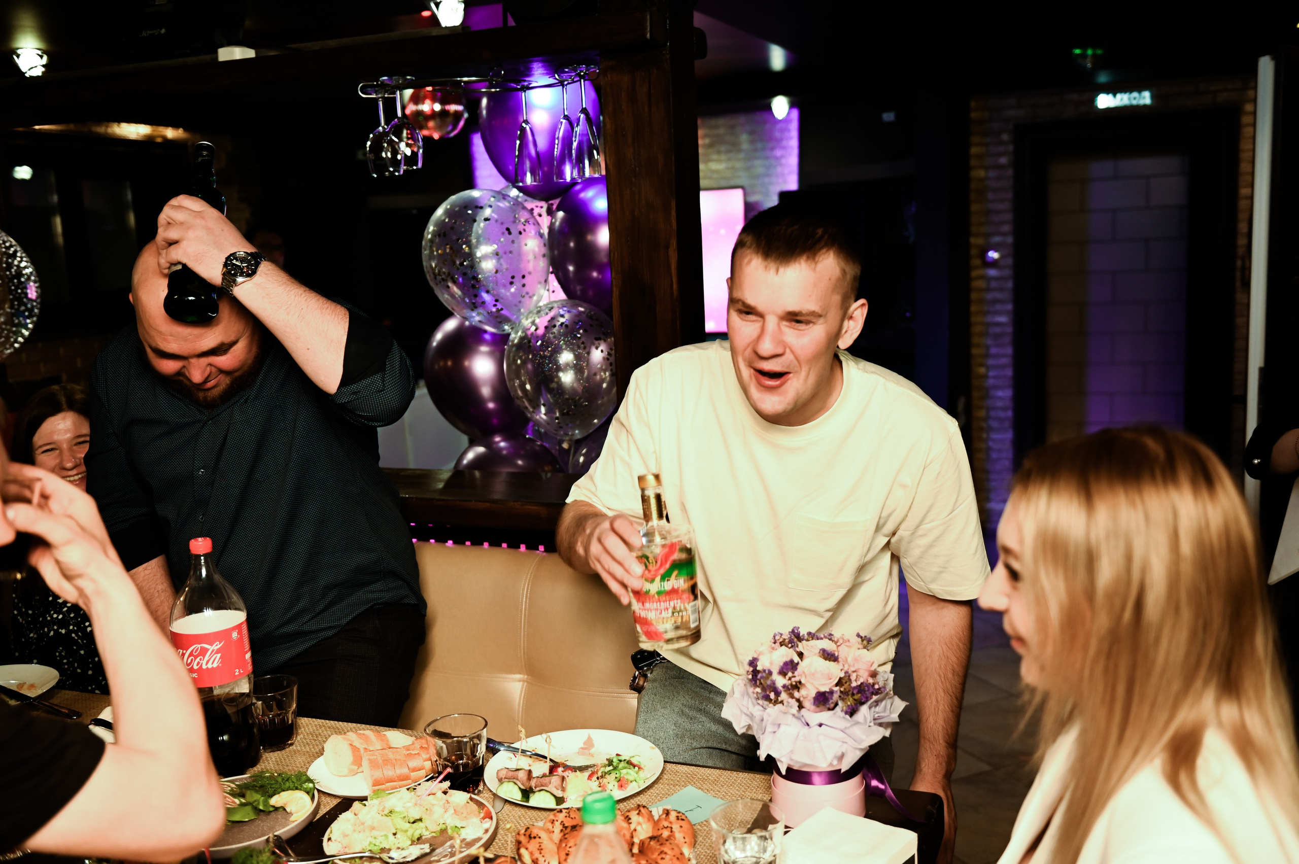 День рождения. Свадебный, семейный, детский, контент фотограф в Омске Максим Ильин