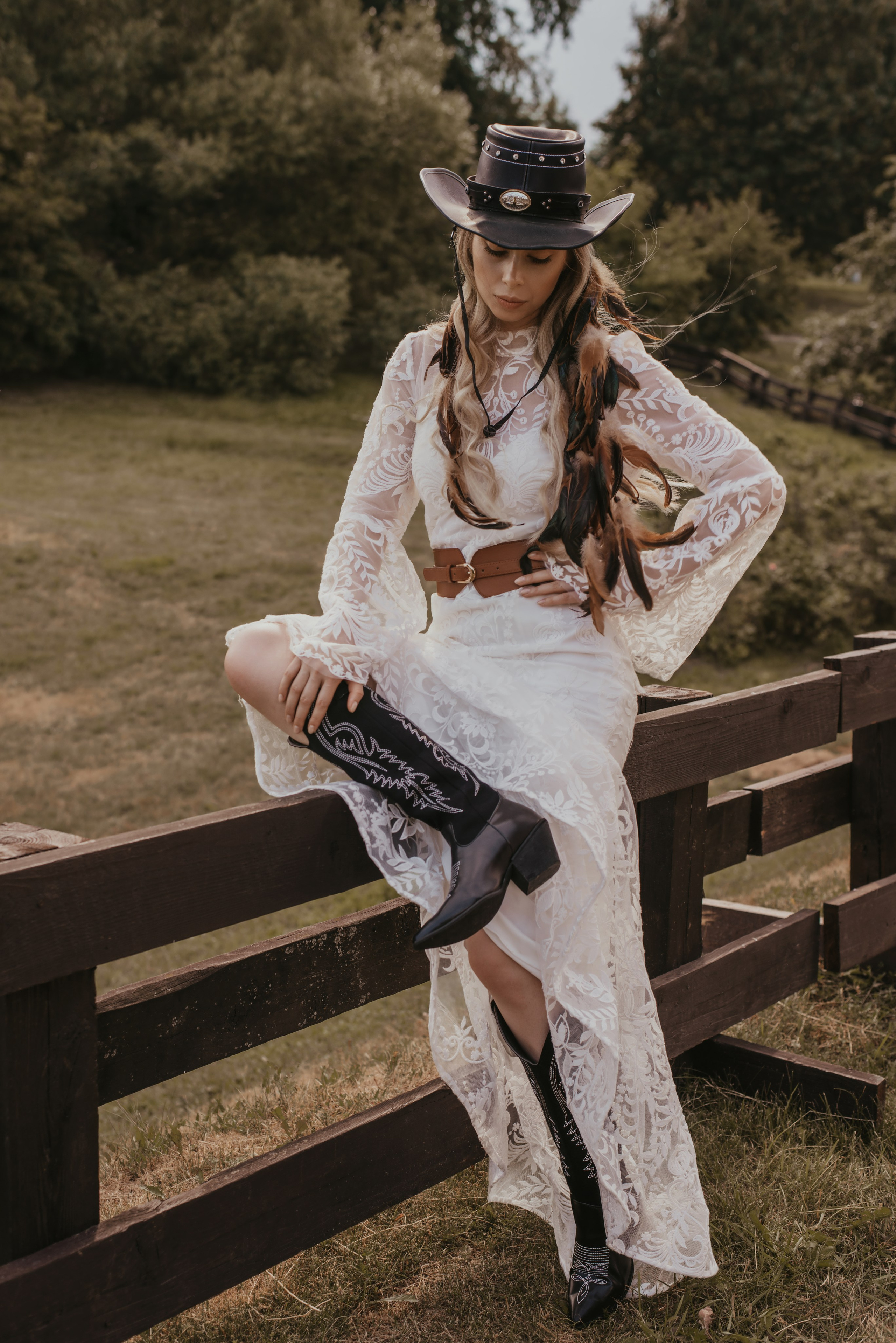 Свадебная лав стори фотосессия в стиле бохо. Фотограф Москва: тематическая фотосессия с подбором образа