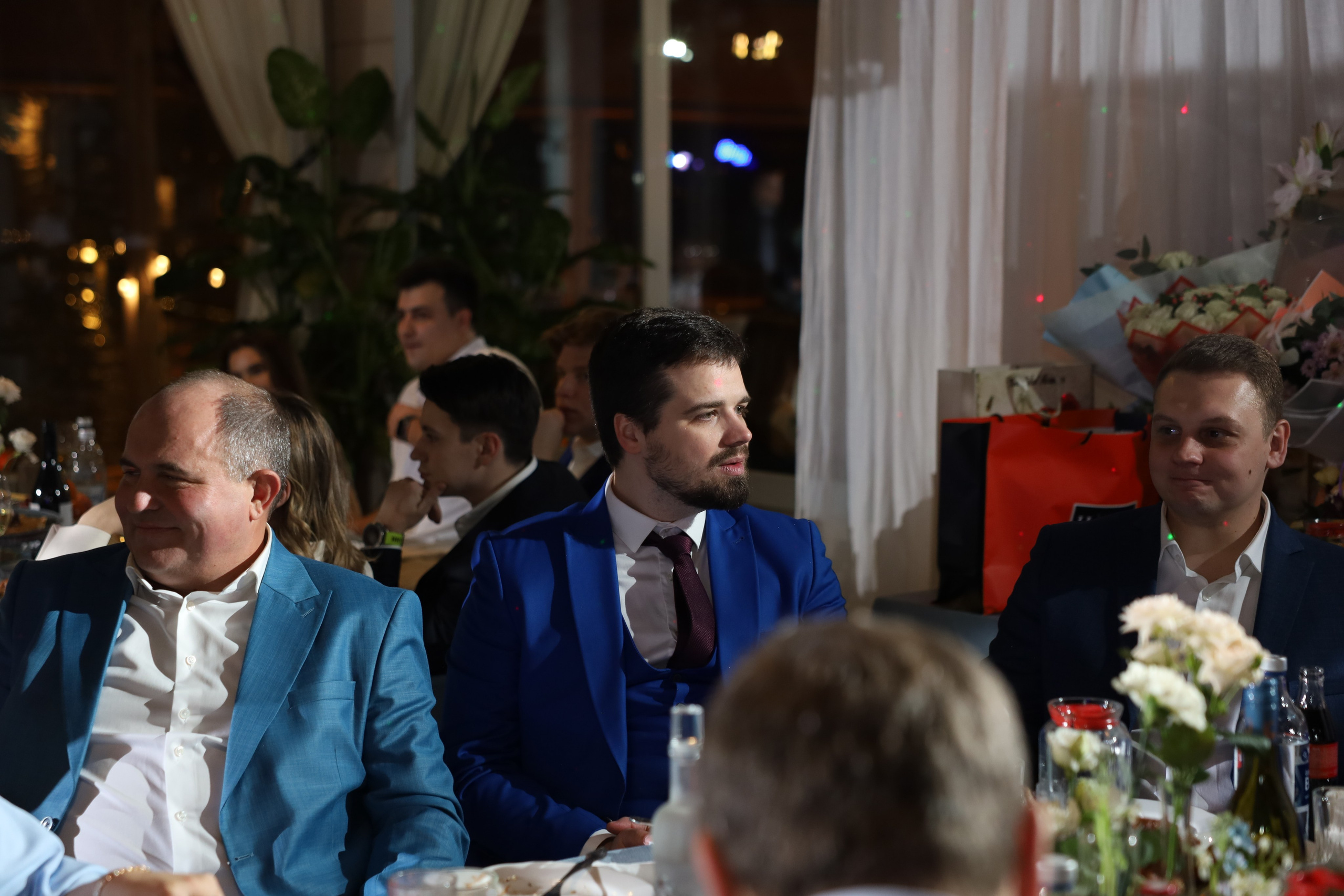 𝒜𝓇𝓉𝑒𝓂 & 𝐿𝓎𝓊𝓈𝓎𝒶 (𝓇𝑒𝓈𝓉𝒶𝓊𝓇𝒶𝓃𝓉). 𝑀𝑜𝓈𝒸𝑜𝓌. Свадебный фотограф в Санкт-Петербурге