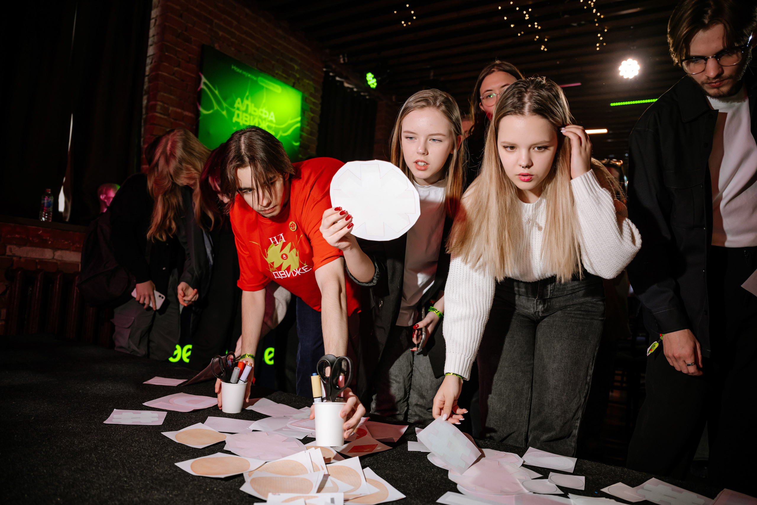 Альфа Движ — фестиваль для студентов. Максим Комаров — Профессиональный фотограф